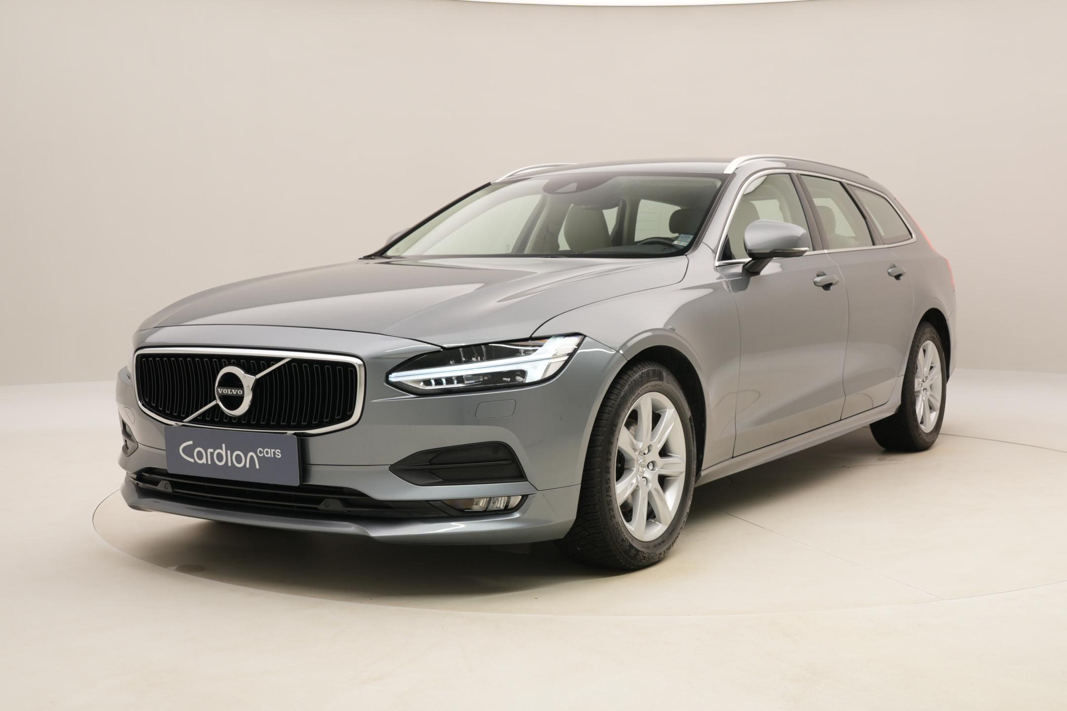 Volvo V90 D4 Momentum