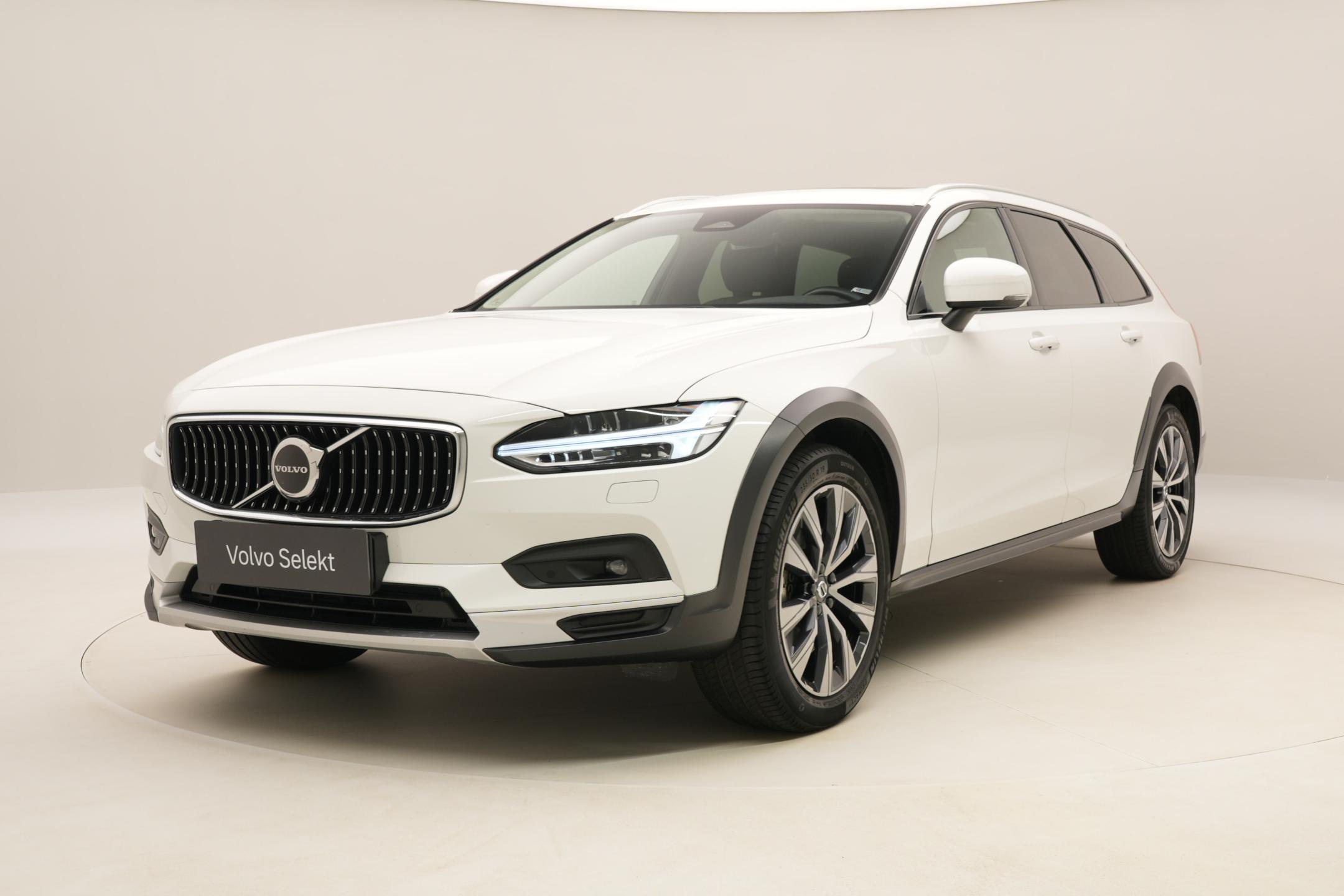 Volvo V90 CC B4 AWD PLUS AUT