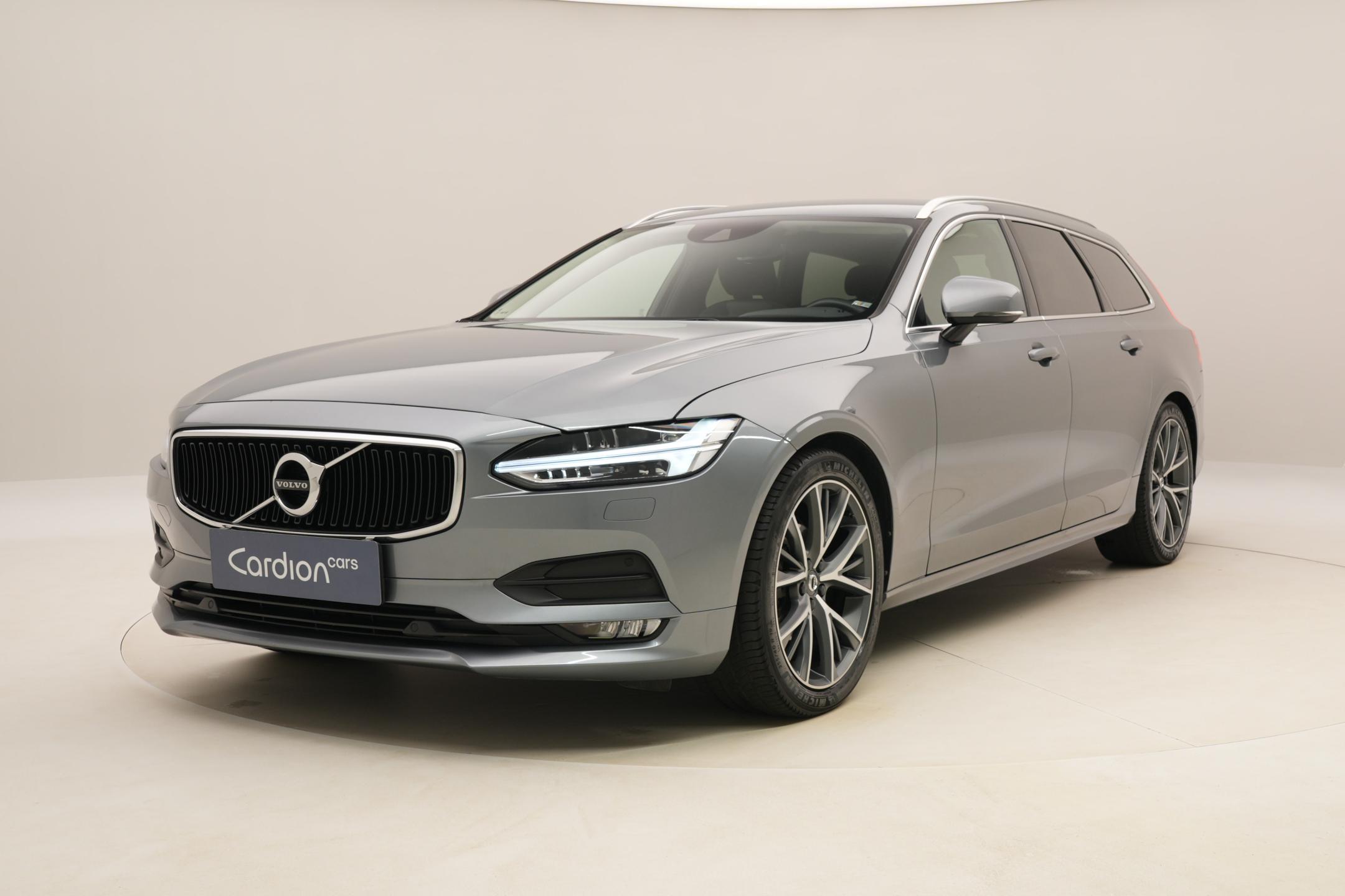 Volvo V90 D4 AWD MOMENTUM AUT