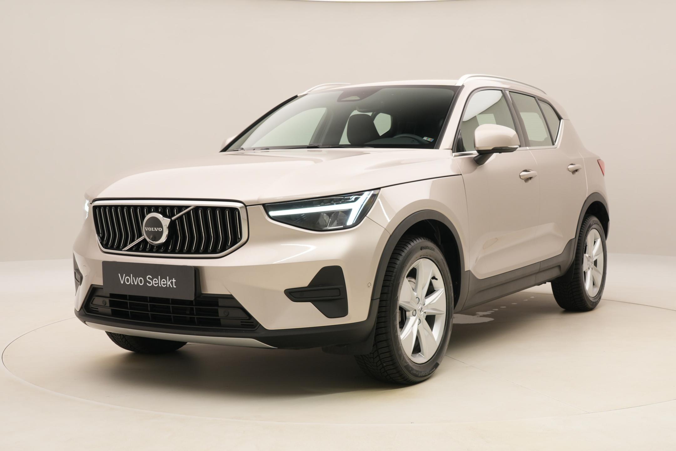 Volvo XC40 B4 BRIGHT PLUS AUT CZ