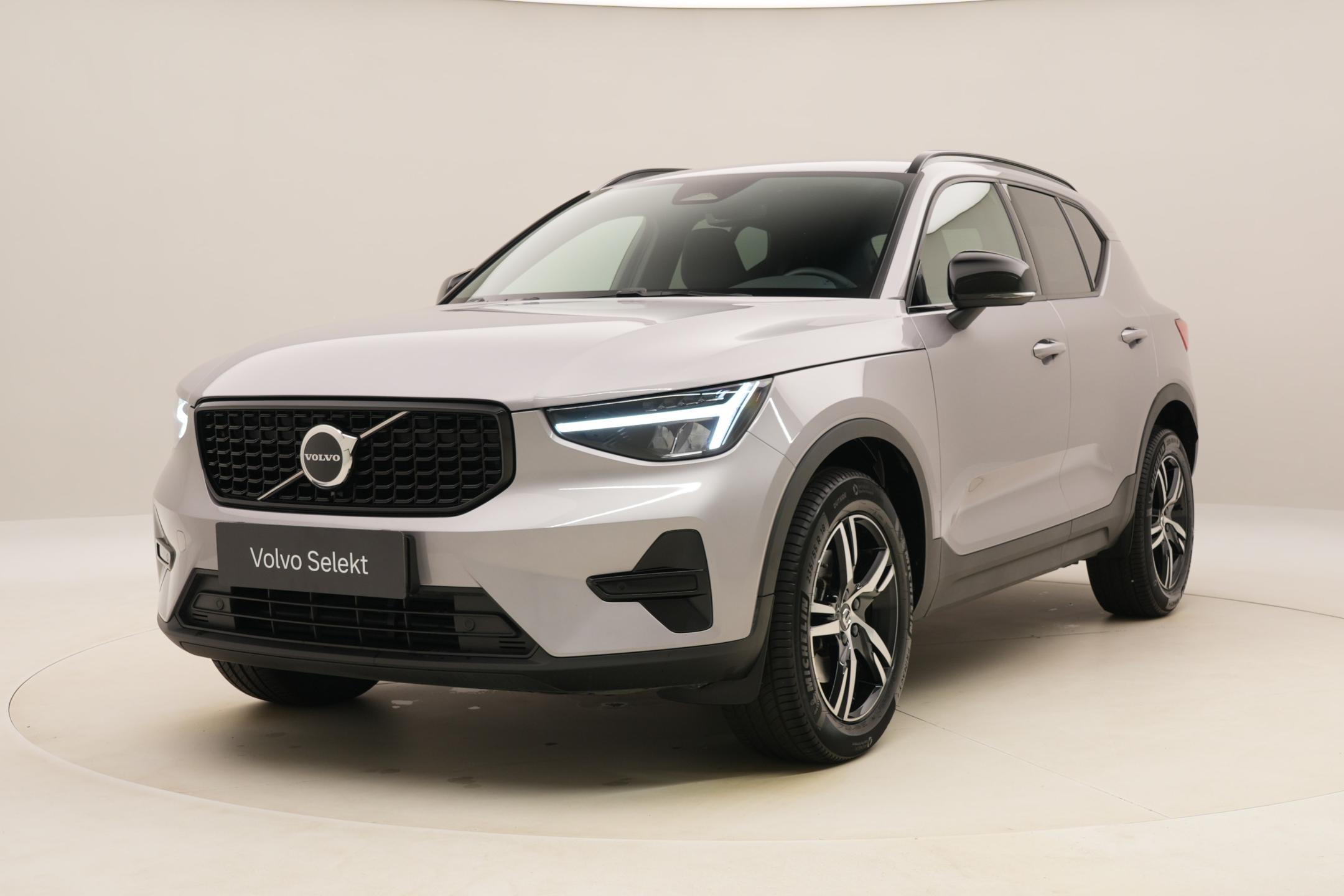 Volvo XC40 B3 AUT DARK PLUS