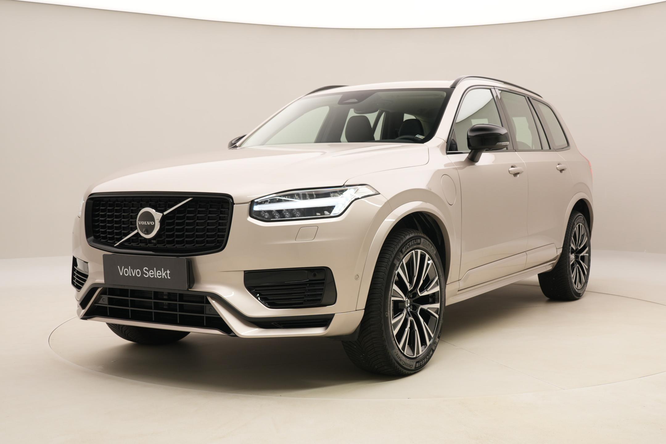 Volvo XC90 T8 AWD RECHARGE PLUS DARK