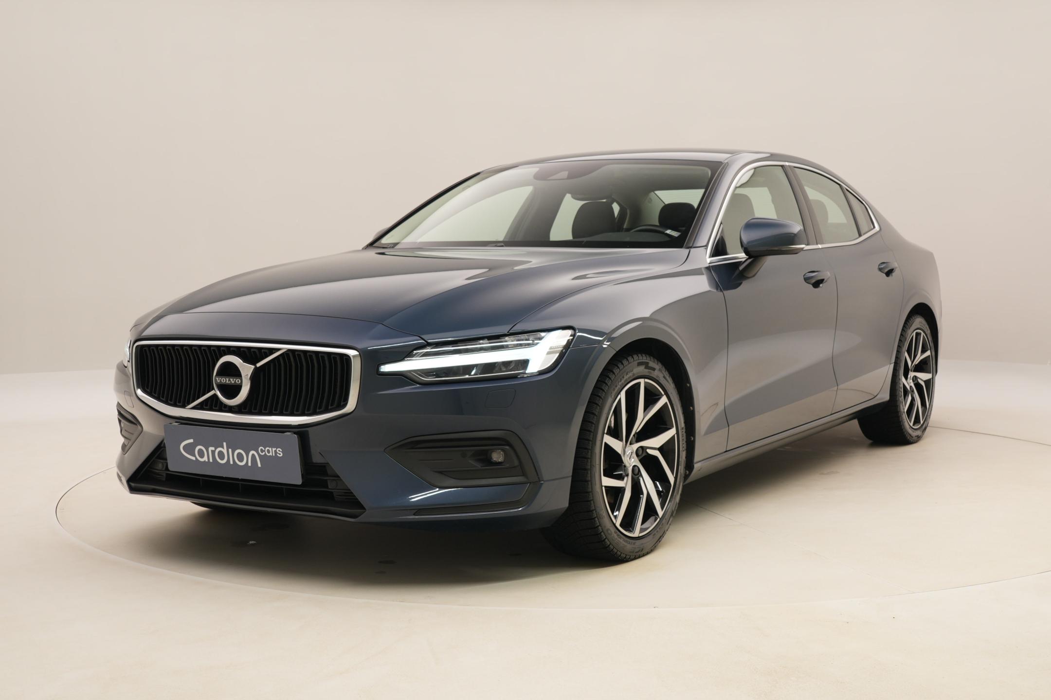 Volvo S60 T4 MOMENTUM AUT