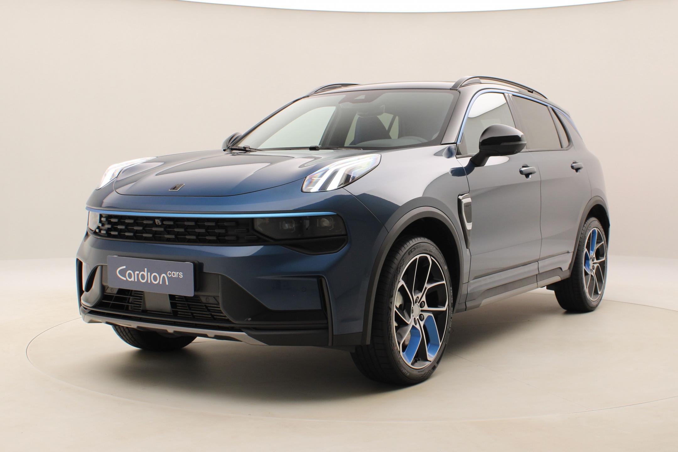 Lynk & Co 01 PHEV DCT AUT 1.maj REZERVACE
