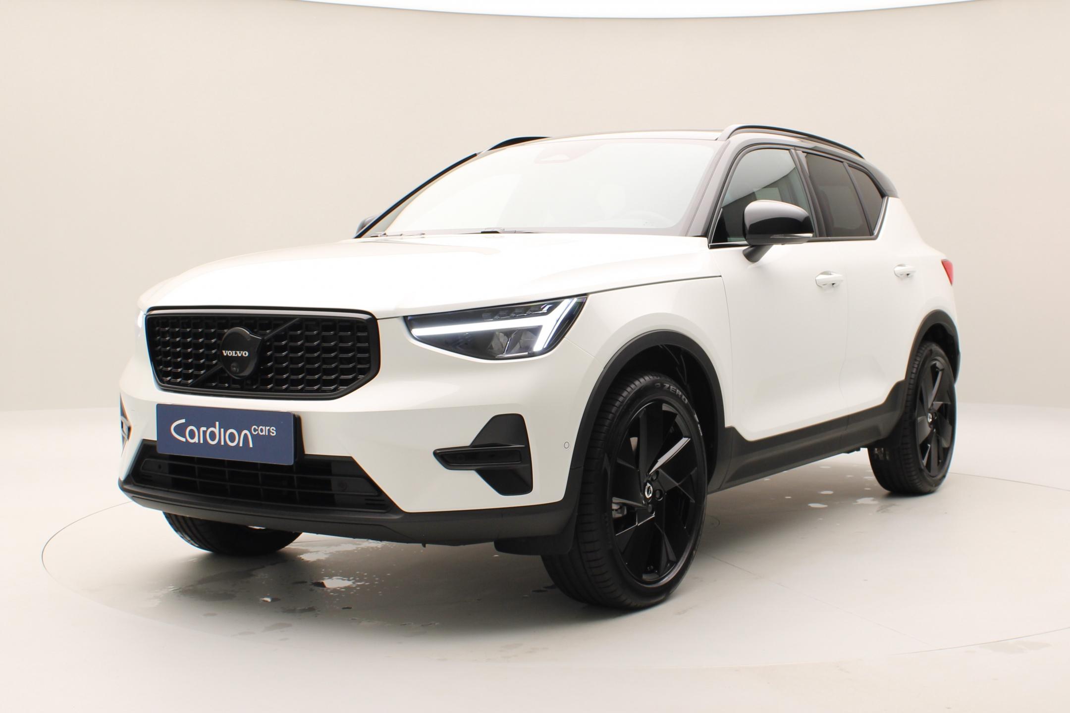 Volvo XC40 B3 AUT PLUS BLACK EDITION