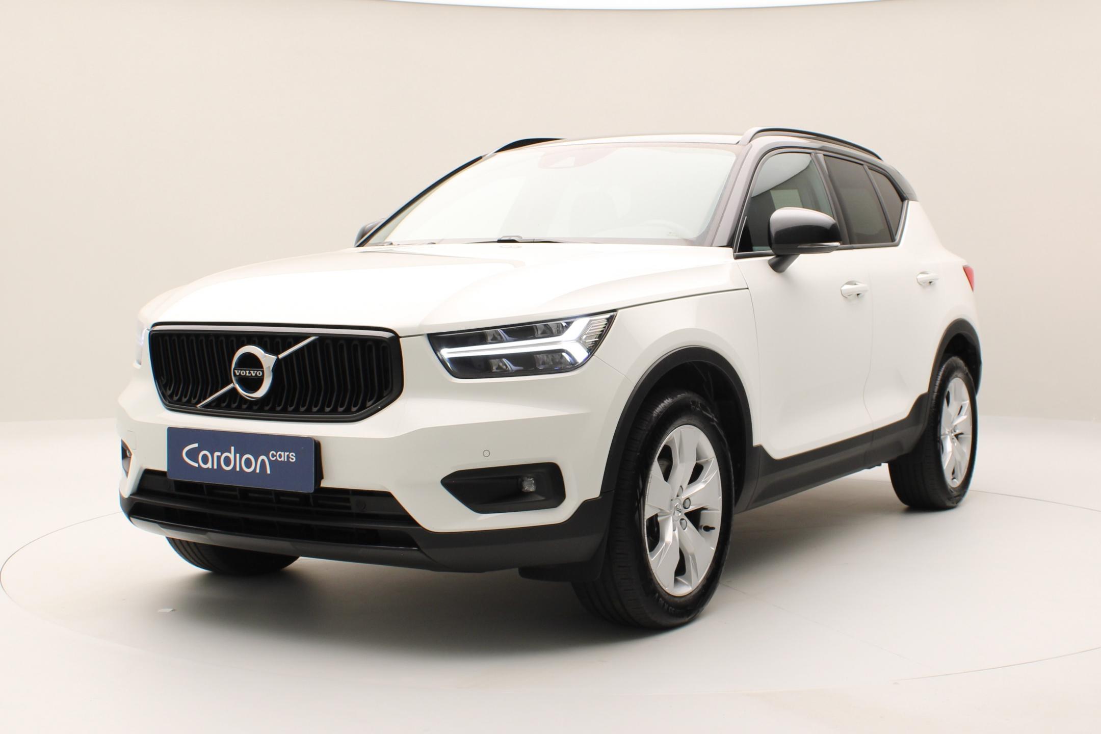 Volvo XC40 T2 MOMENTUM AUT