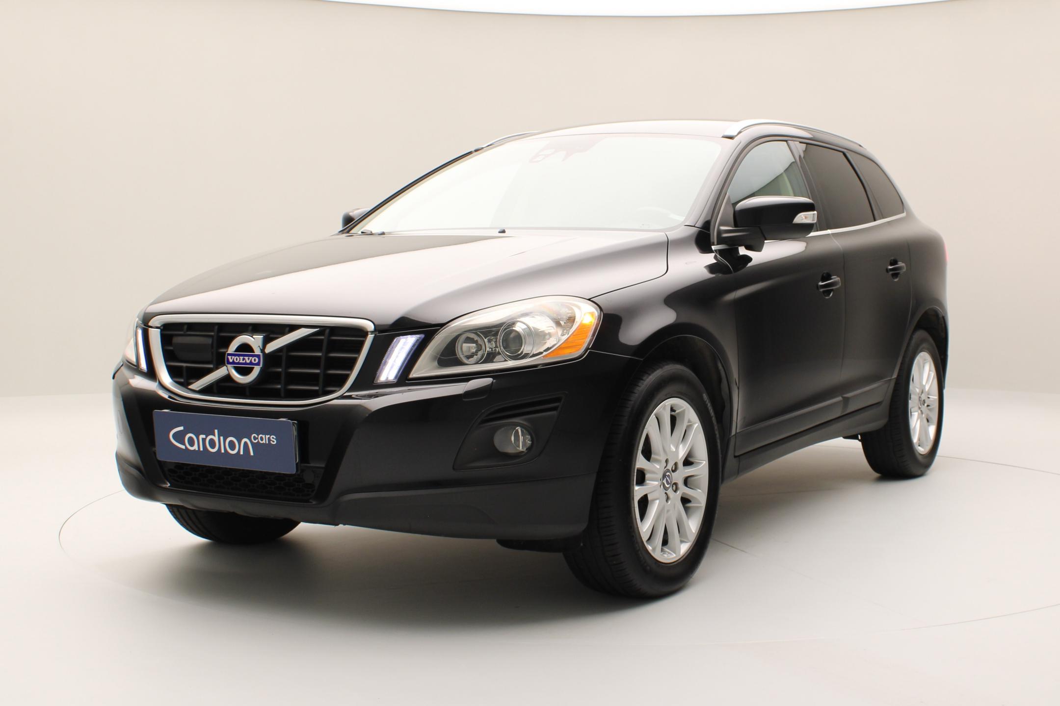 Volvo XC60 D5 AWD SUMMUM AUT CZ
