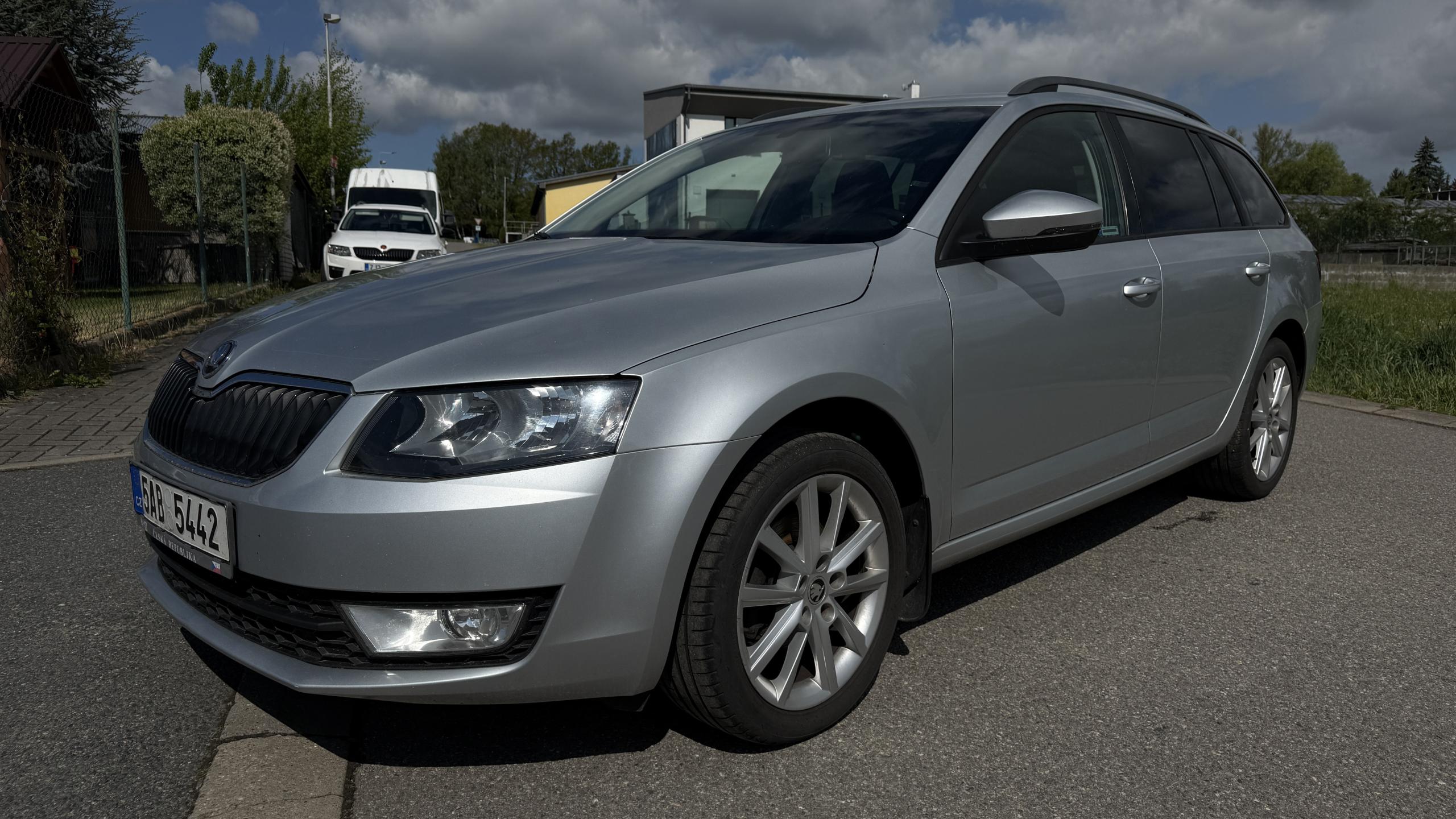 Škoda Octavia 2.0TDI 110KW TAŽNÉ WEBASTO