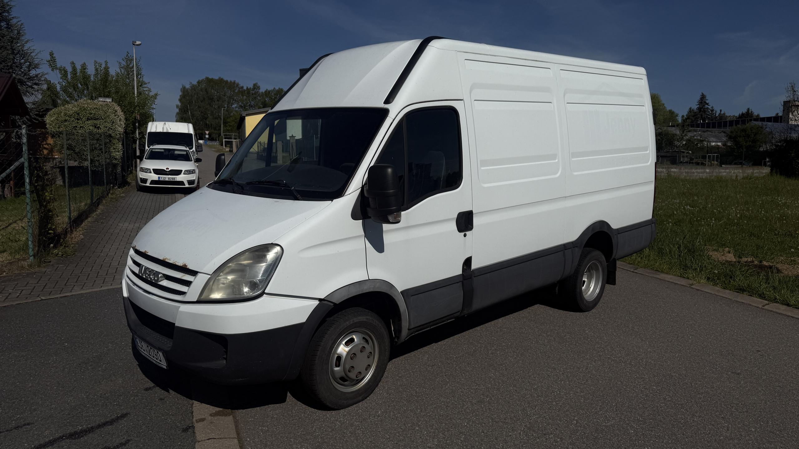 Iveco Daily 35C15V 3.0JTD TAŽNÉ 3500KG