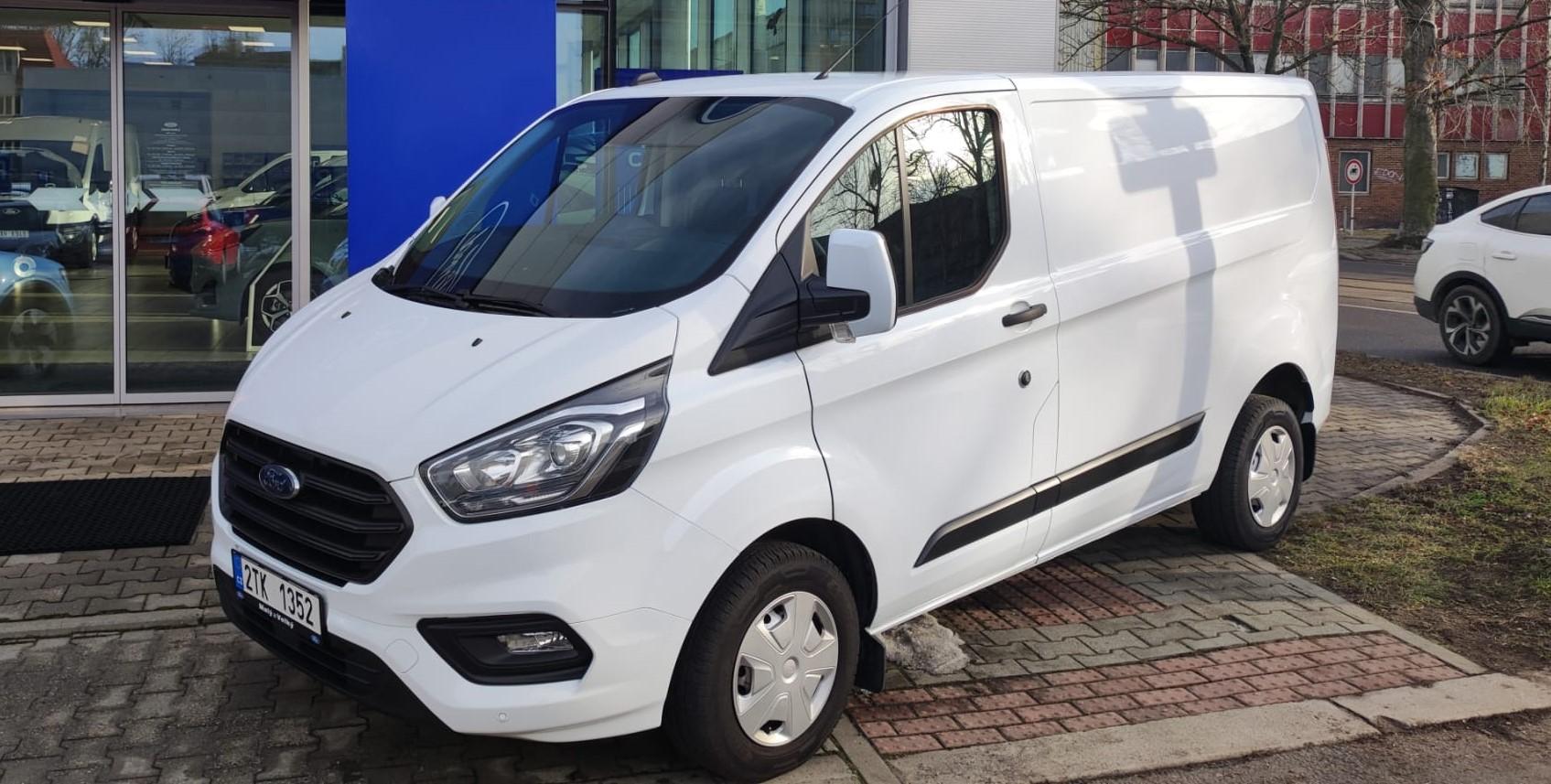 Ford Transit Custom 2.0 EcoBlue 6st. manuální