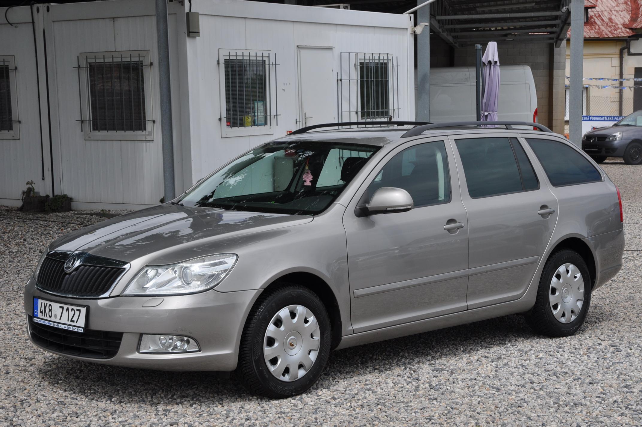 Škoda Octavia II 2.0TDi 103kW KOMBI Ambition