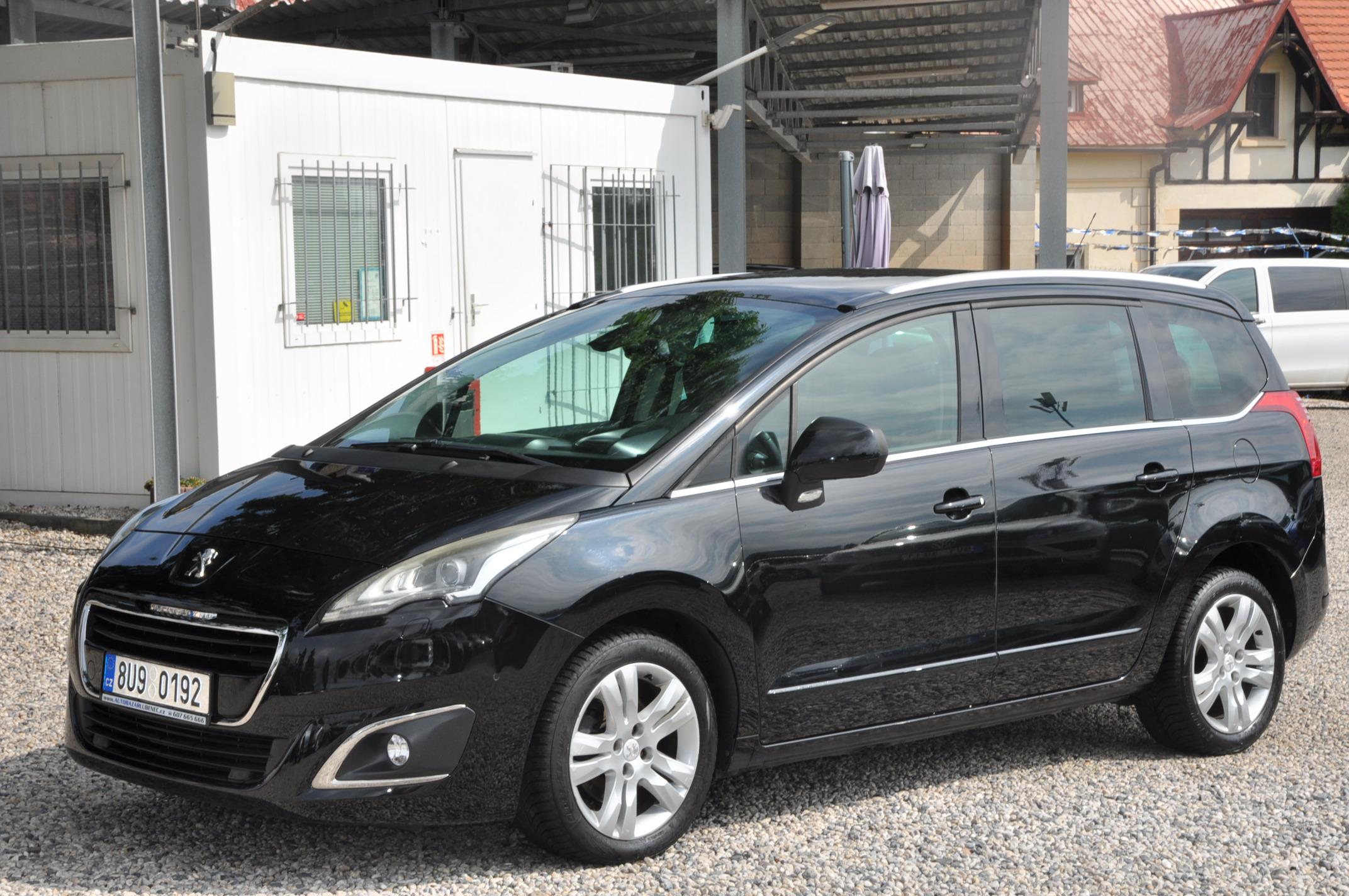 Peugeot 5008 2.0HDi 110kW PANORAMA