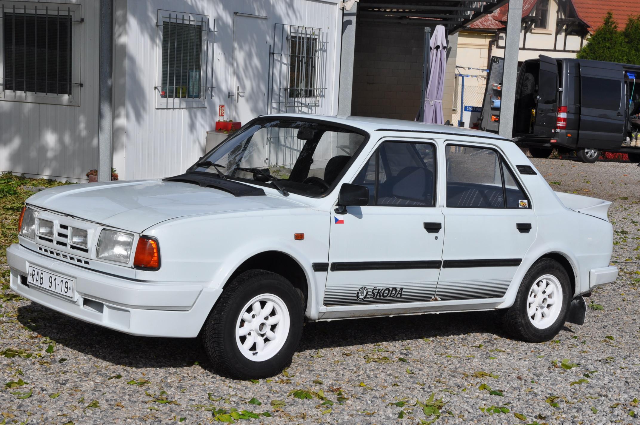 Škoda 125 L
