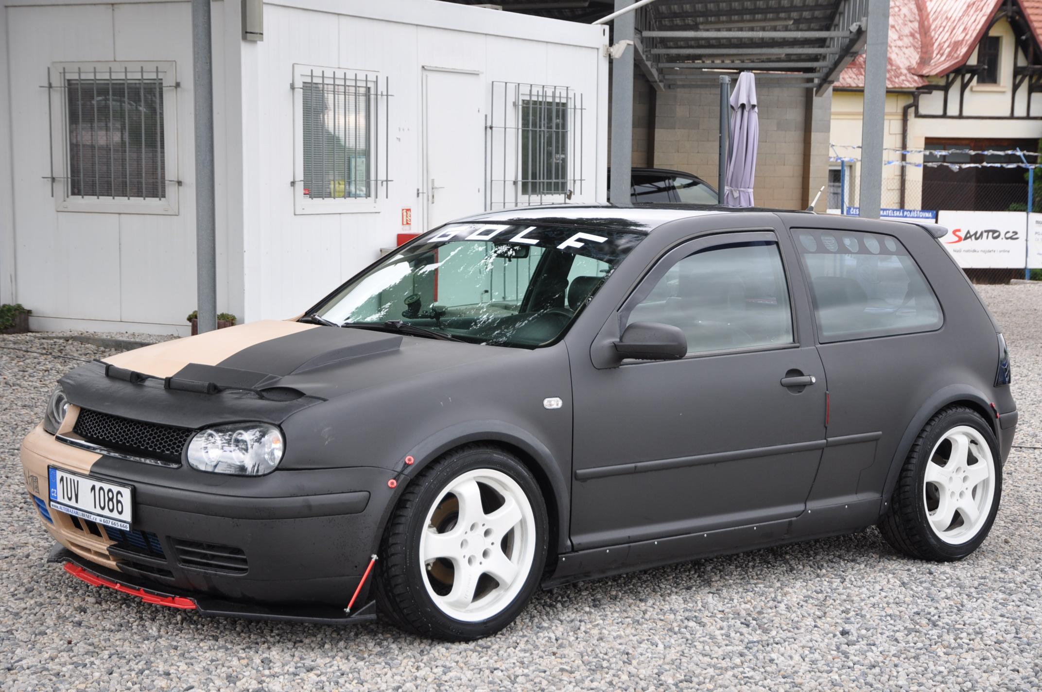 Volkswagen Golf IV 1.9TDi 66kW 3dv.