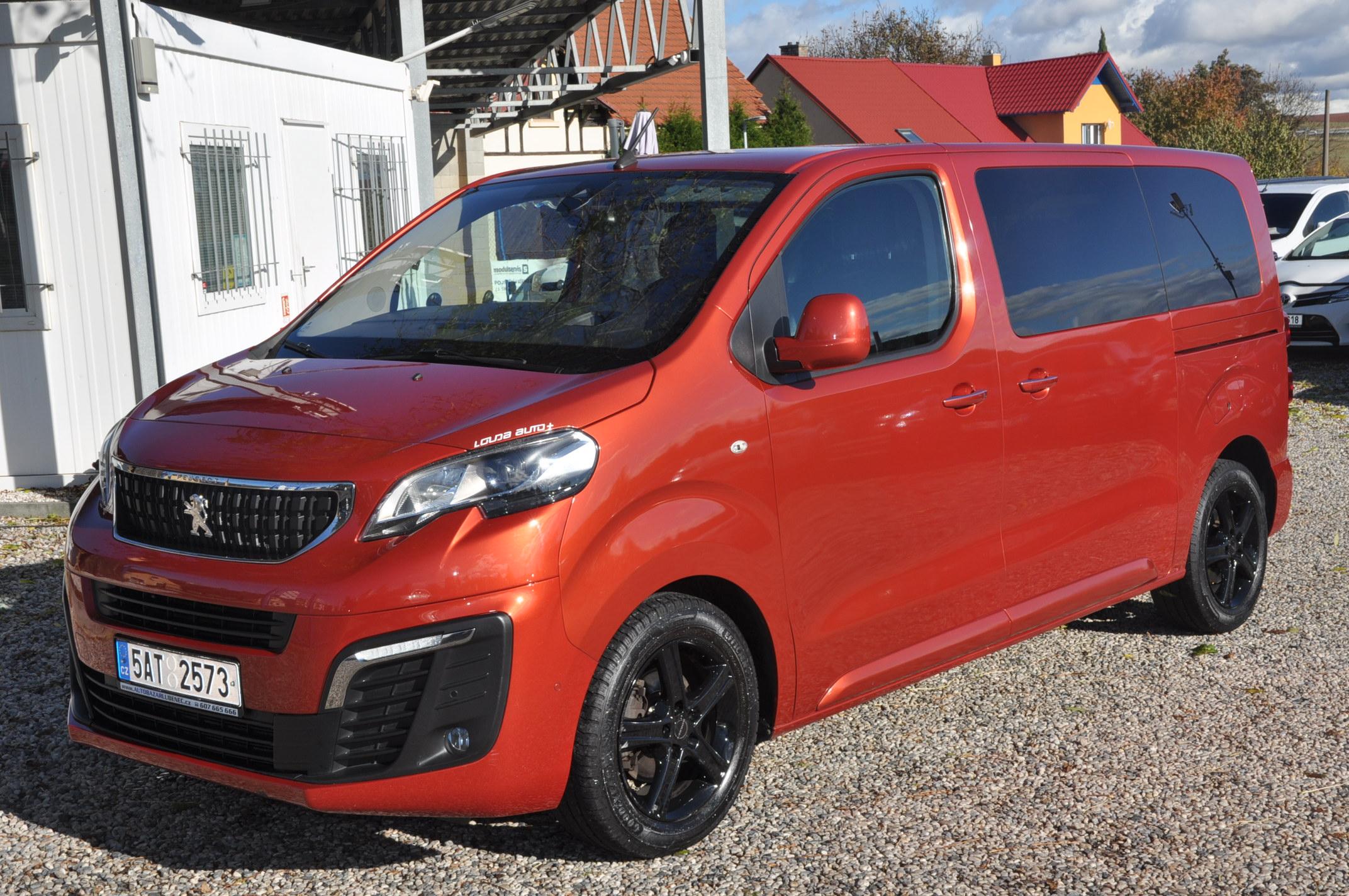 Peugeot Traveller 2.0HDi 110kW Kůže 8.míst