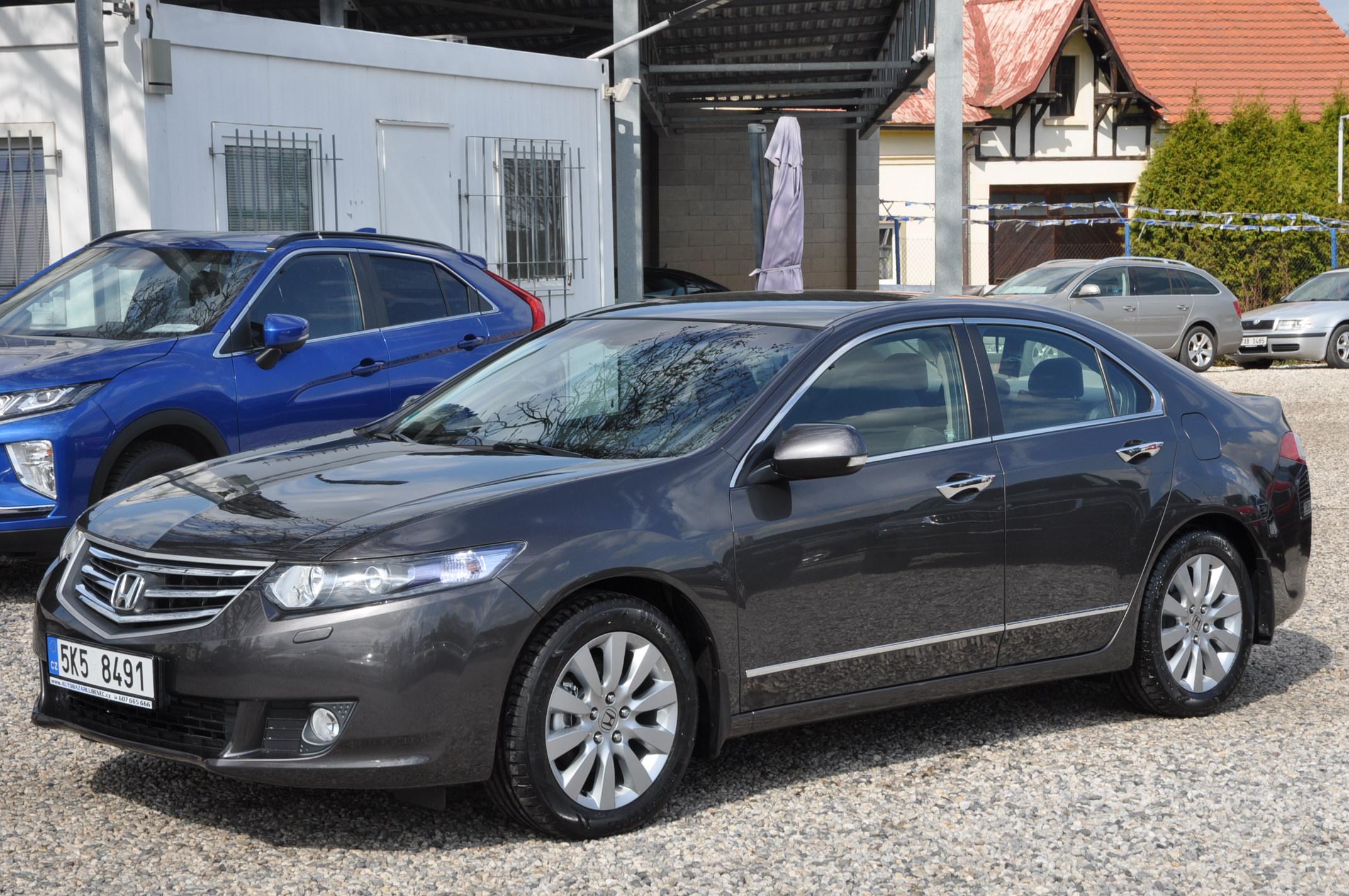 Honda Accord 2.0i -VTEC 115kW Automat