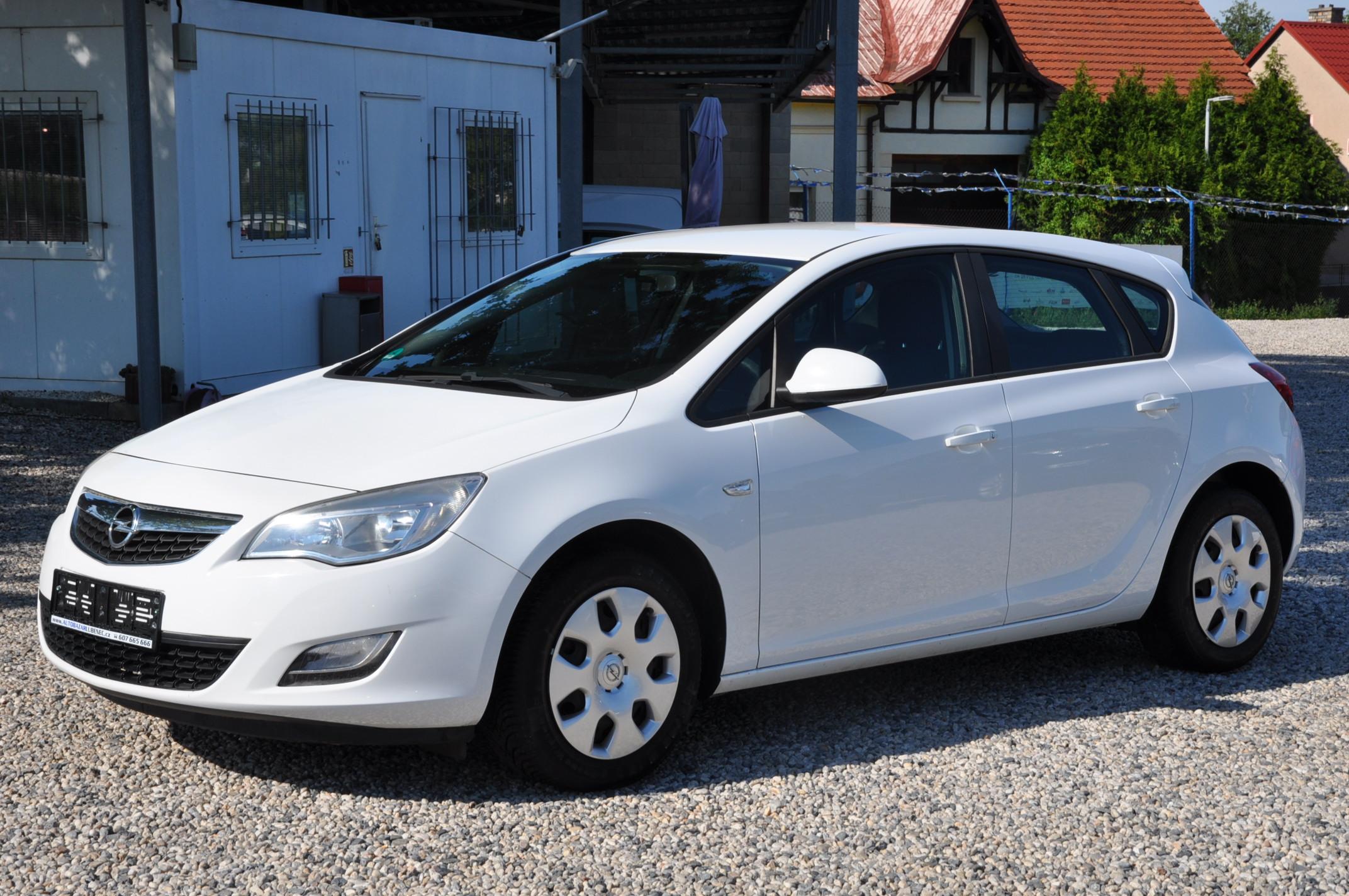 Opel Astra 1.4i 16V 74kW 5dv.