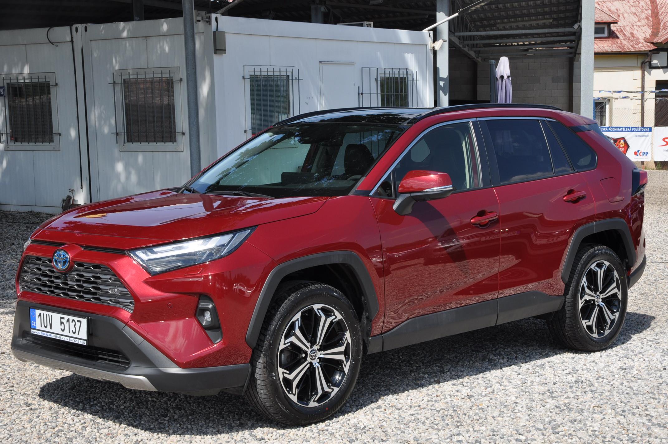 Toyota RAV4 2.5 Hybrid 131kW 4x4