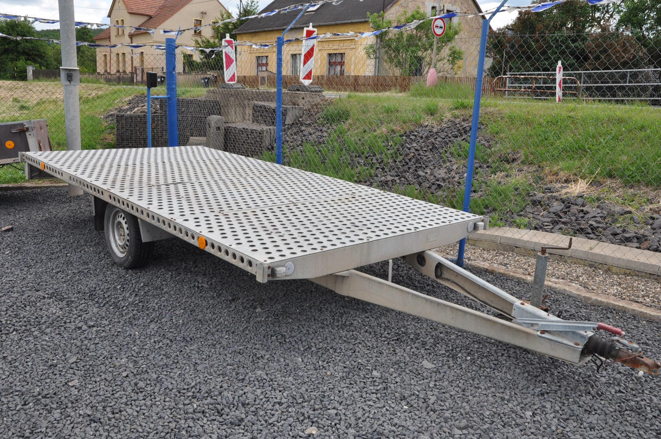 ACK 1200 VALNÍK 1.300kg