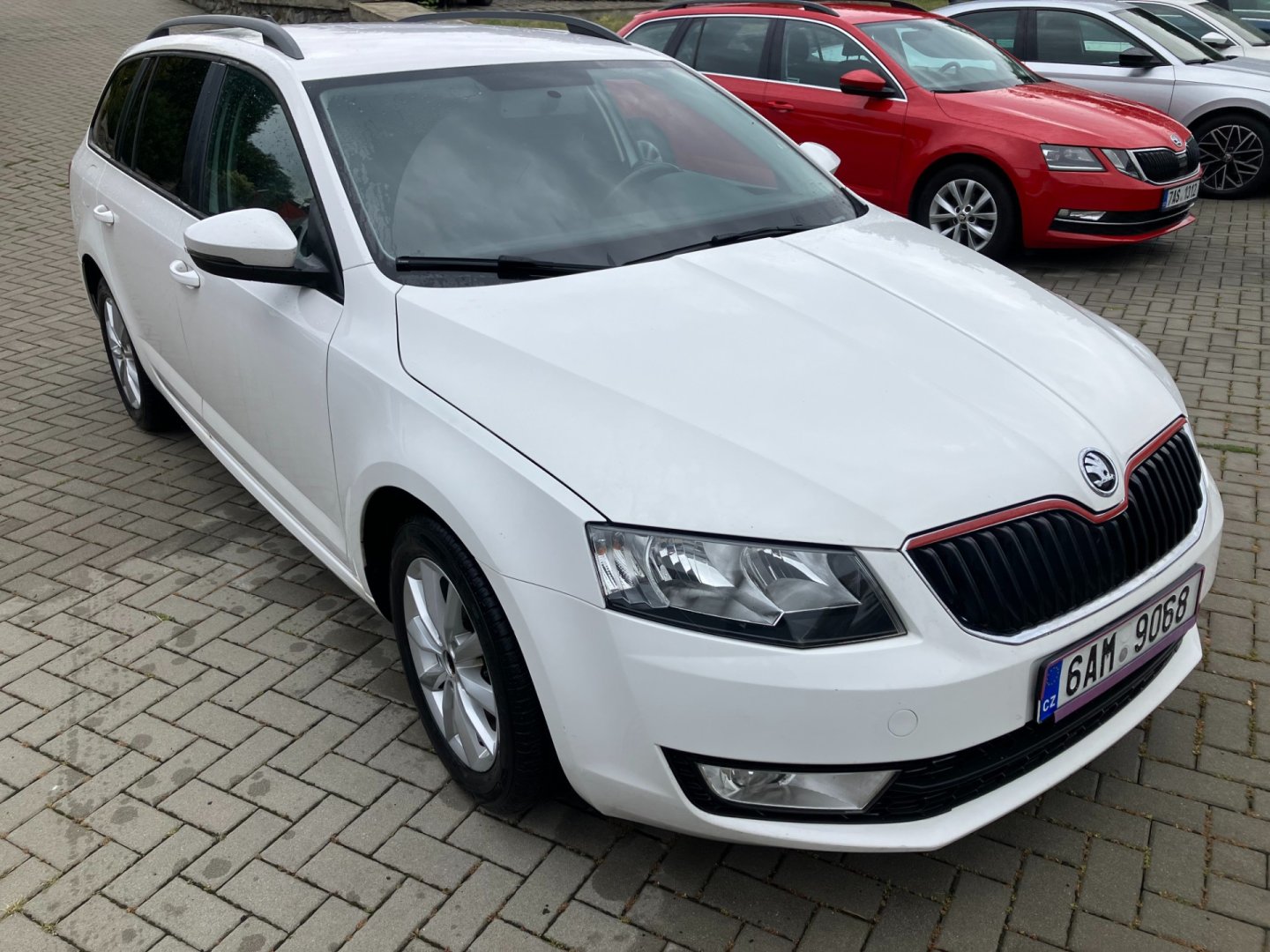 Škoda Octavia 1.6TDI 81kW VÝHŘEV SED TAŽNÉ