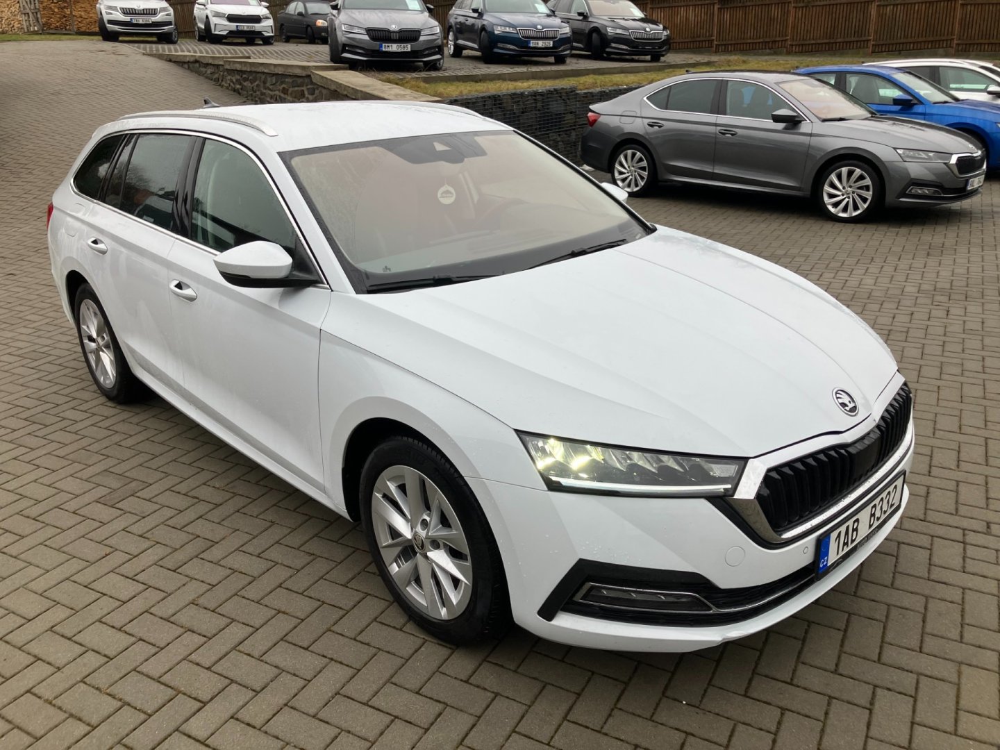 Škoda Octavia IV 2.0TDI STYLE KŮŽE,TZ,M2024