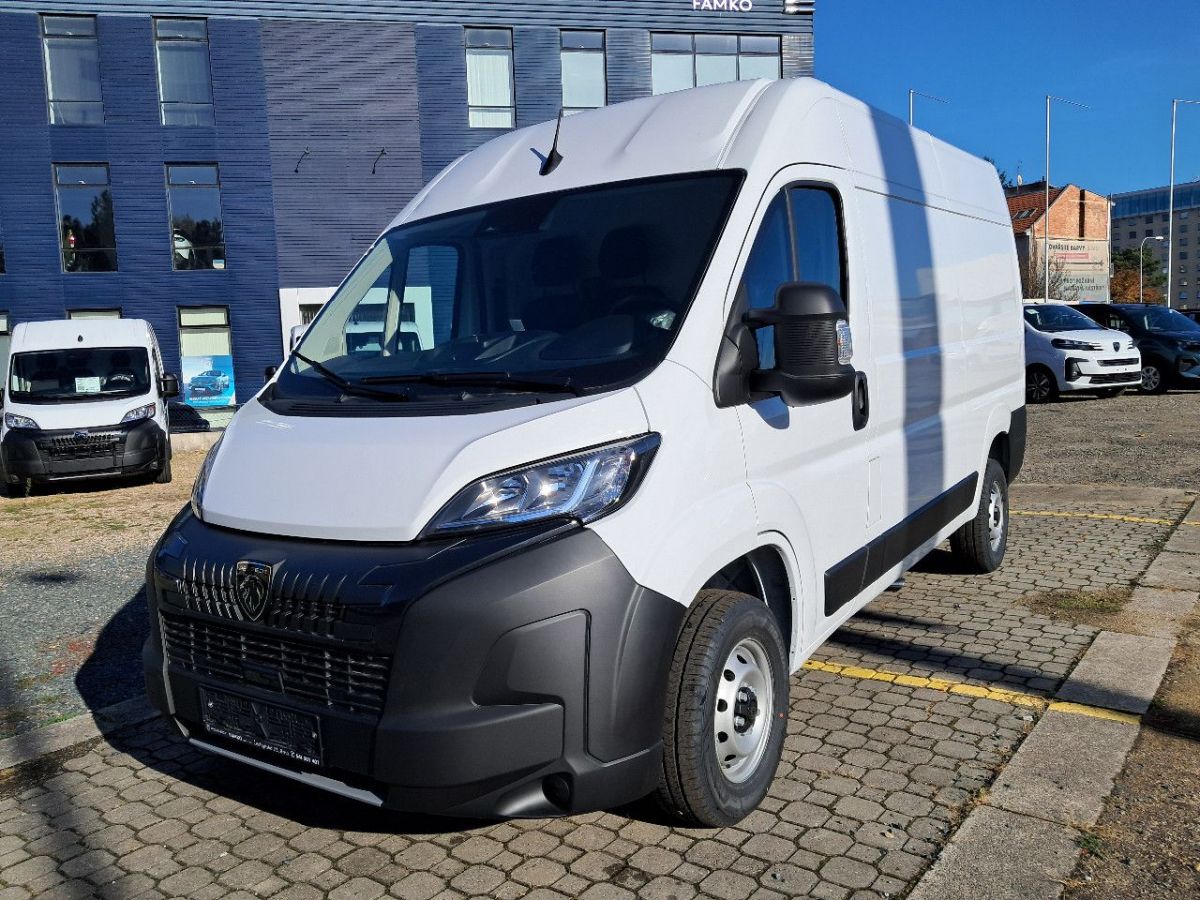 Peugeot Boxer Furgon 3000 L2H2 BlueHDi 120k