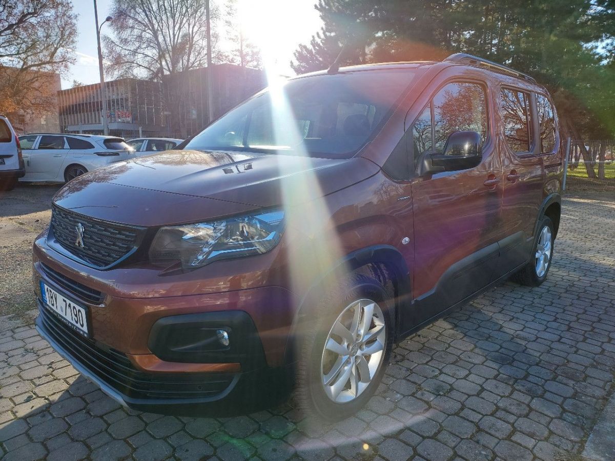 Peugeot Rifter GT LINE 1.5 BlueHDi130 SGS MAN