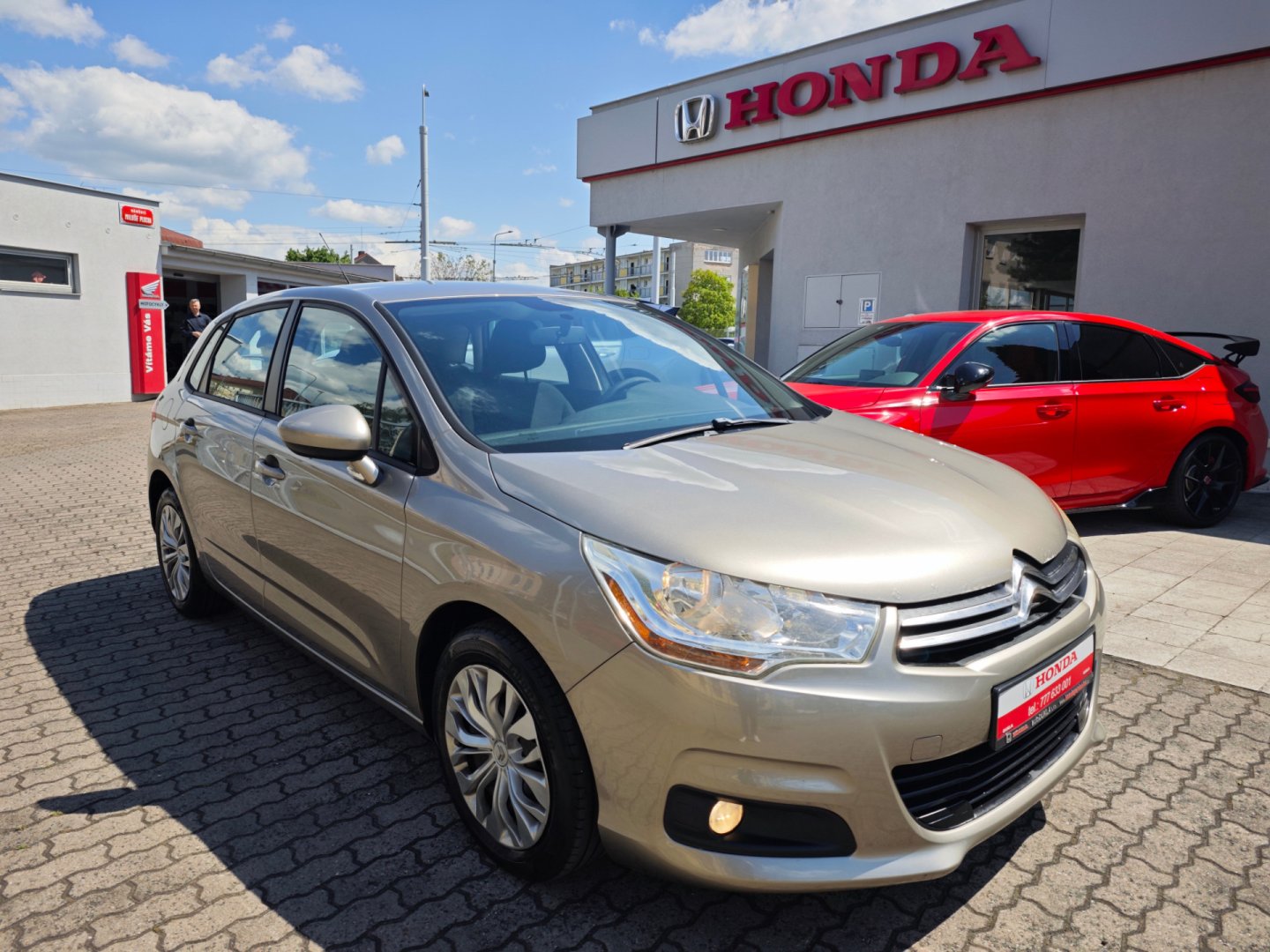 Citroën C4 1.4 VTi Attraction nové ČR