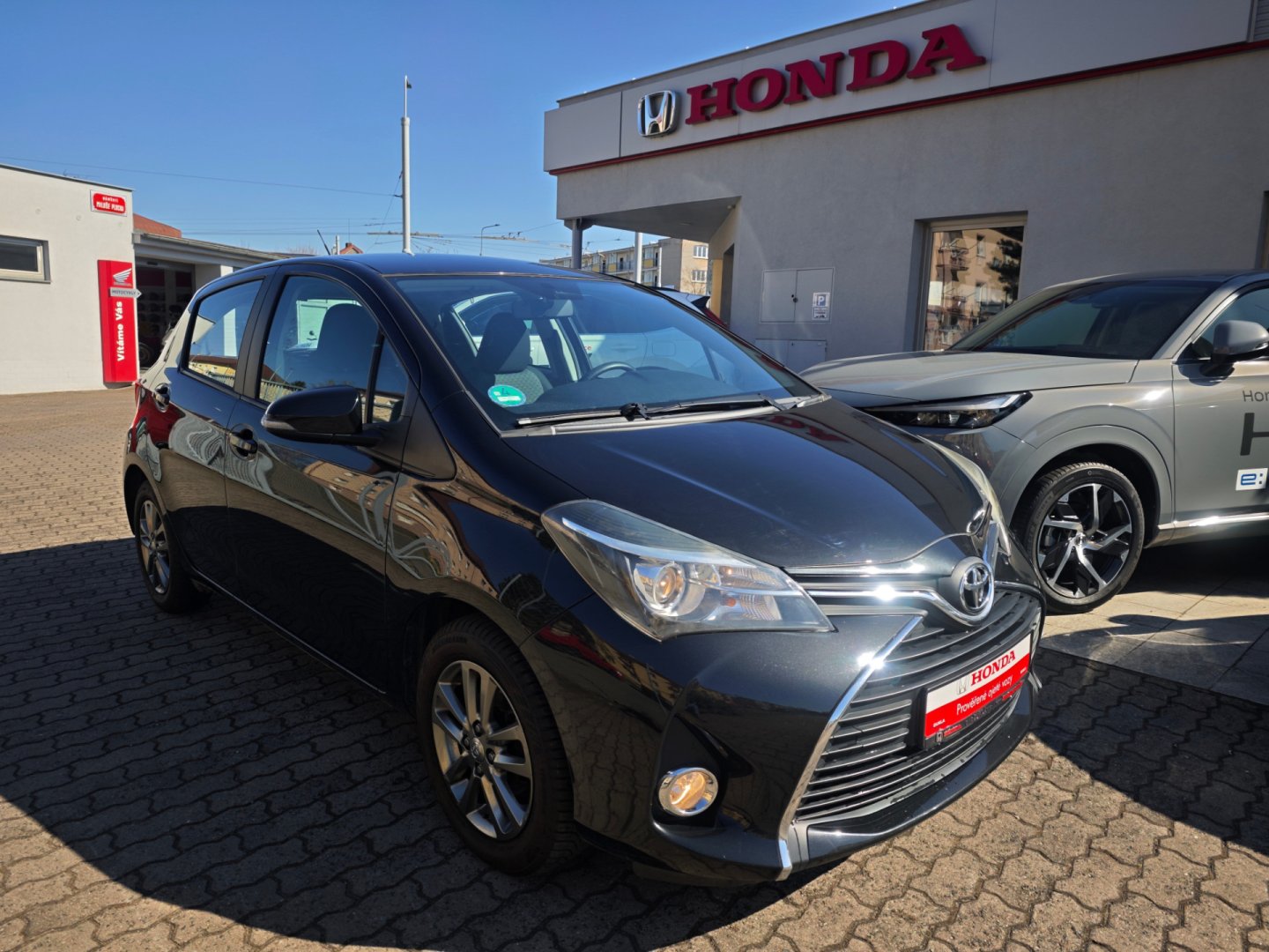 Toyota Yaris 1.0 VVTi Active Kamera Výhřev