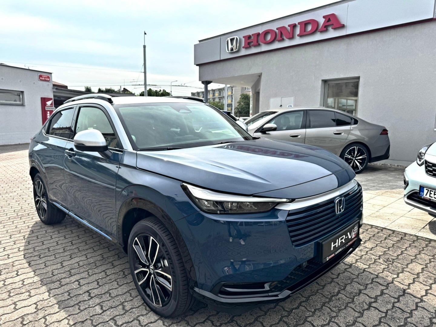 Honda HR-V 1.5 eHEV Advance Style SKLADEM