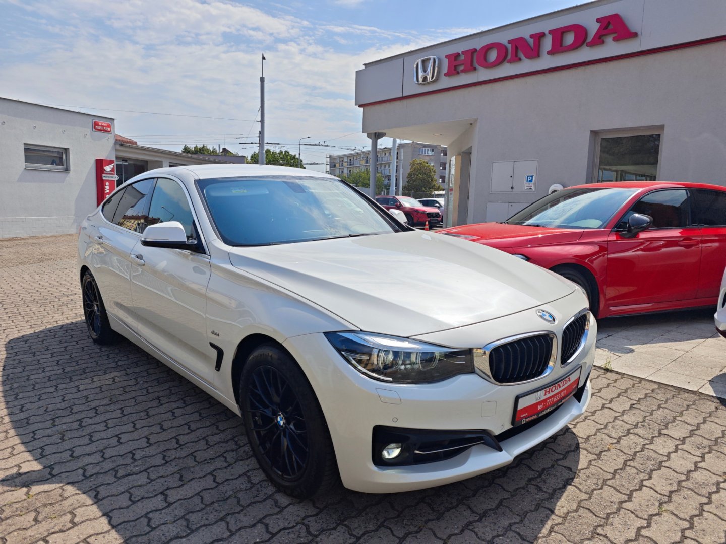 BMW Řada 3 GT 320D Xdrive Sport line ČR