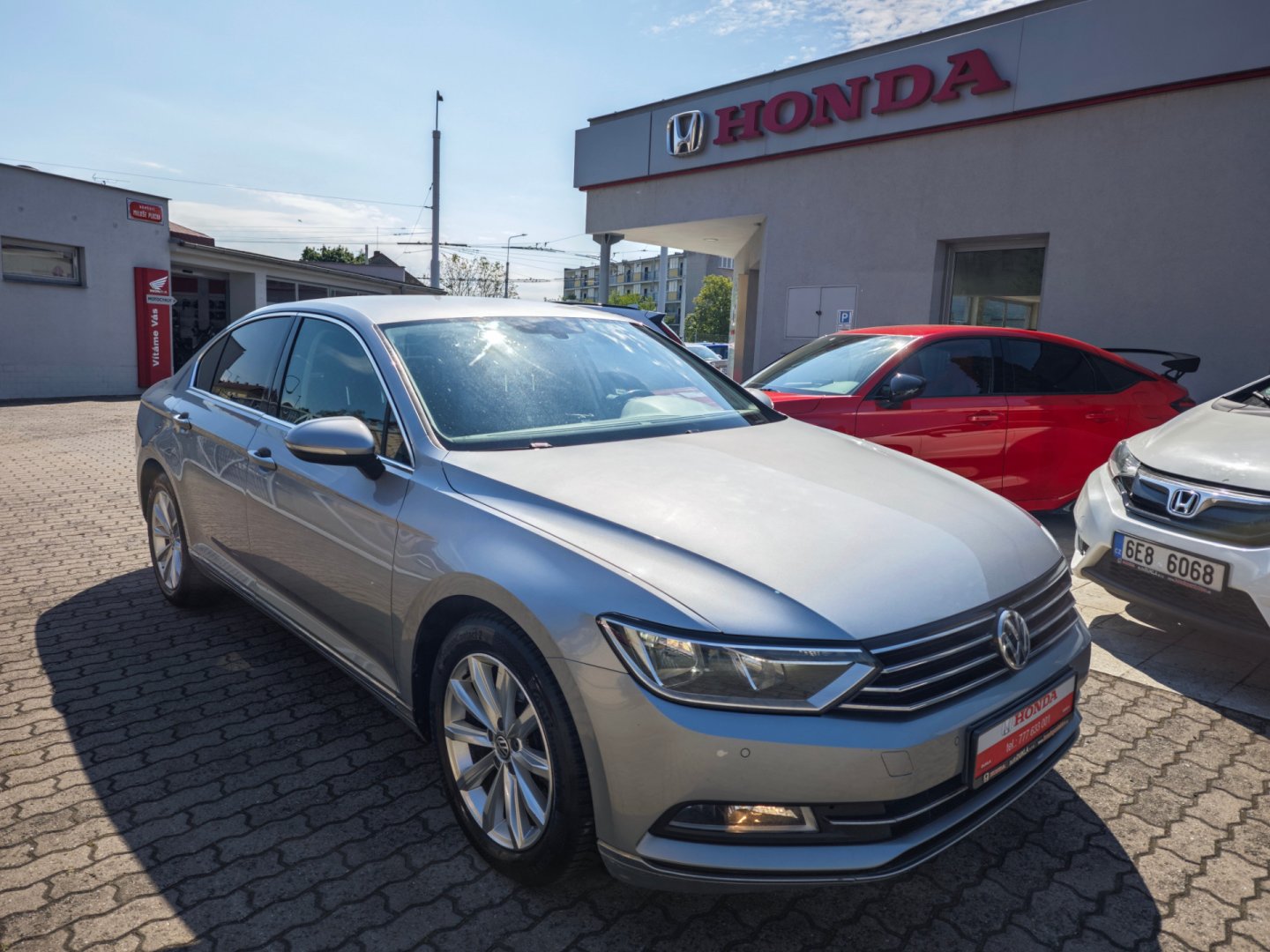 Volkswagen Passat 2.0 TDi Highline ACC Manuál