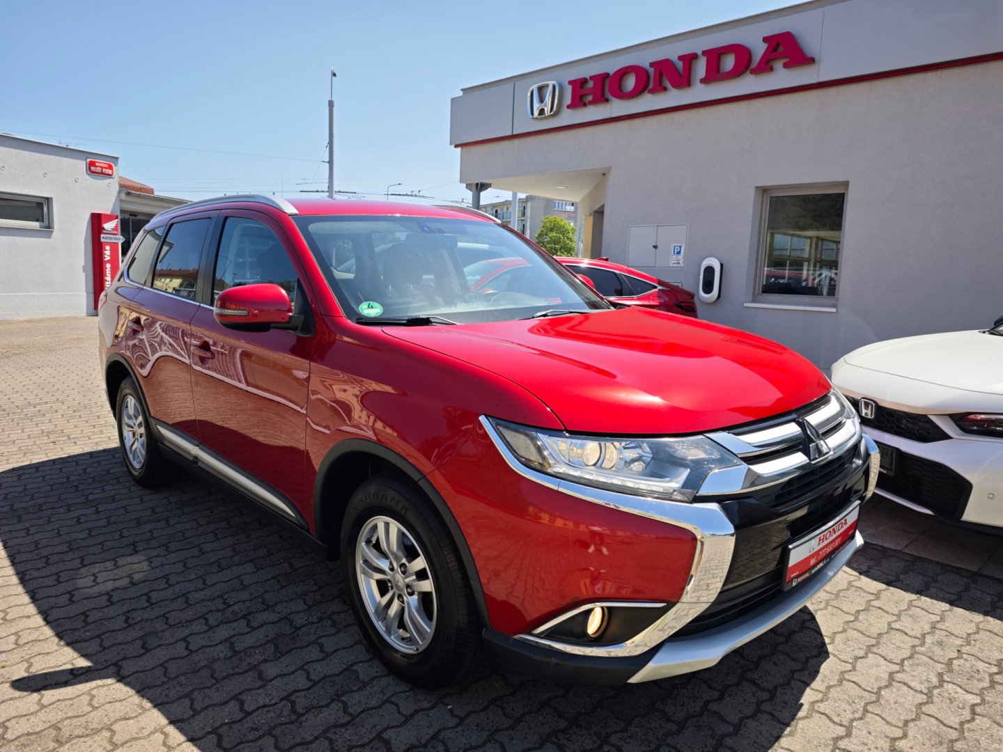 Mitsubishi Outlander 2.0 Mivec Diamant 2WD Kamera