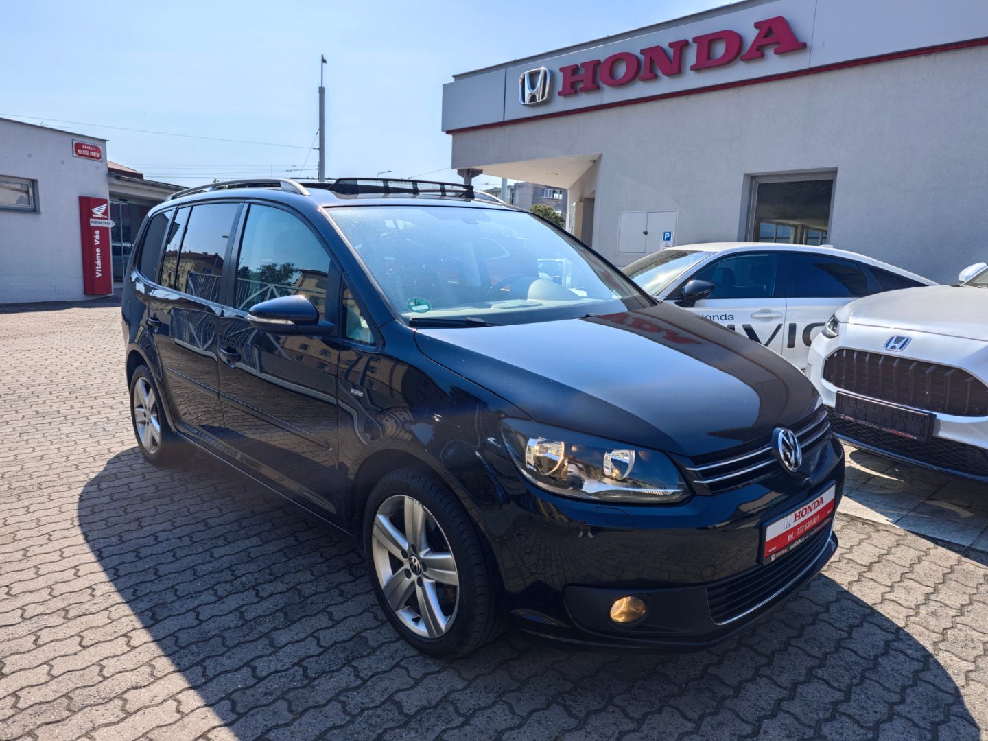 Volkswagen Touran 2.0 TDi Life 7 Míst Panorama