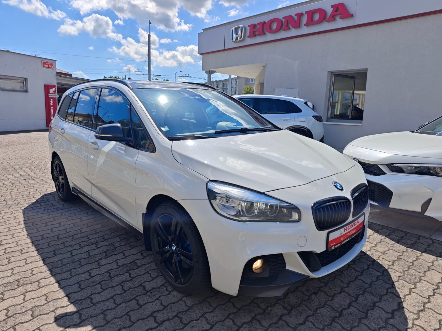 BMW Řada 2 220D Grand Tourer M-paket
