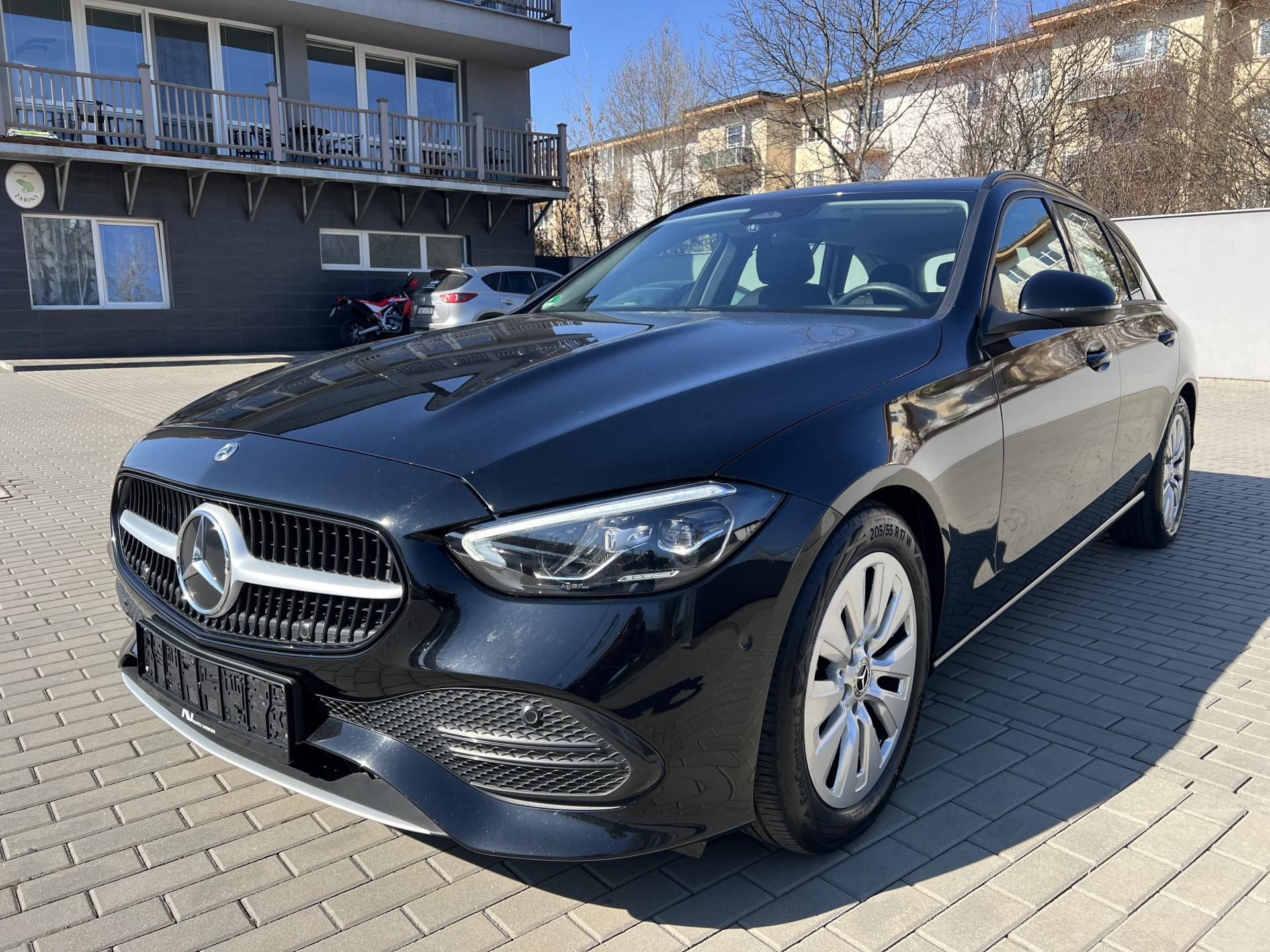 Mercedes-Benz Třídy C 220d T Mild led kamera ACC