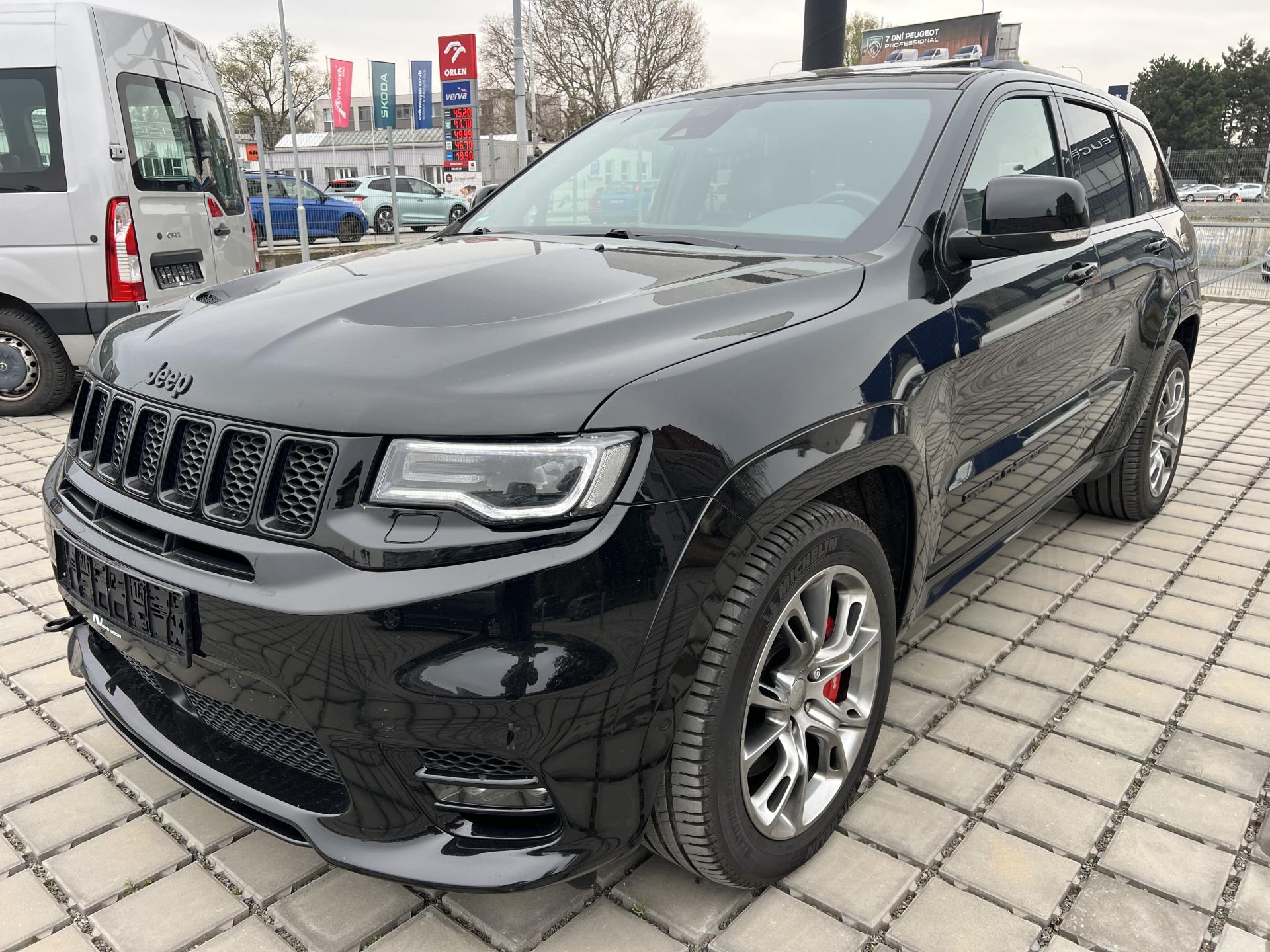 Jeep Grand Cherokee SRT 6.4 V8 HEMI