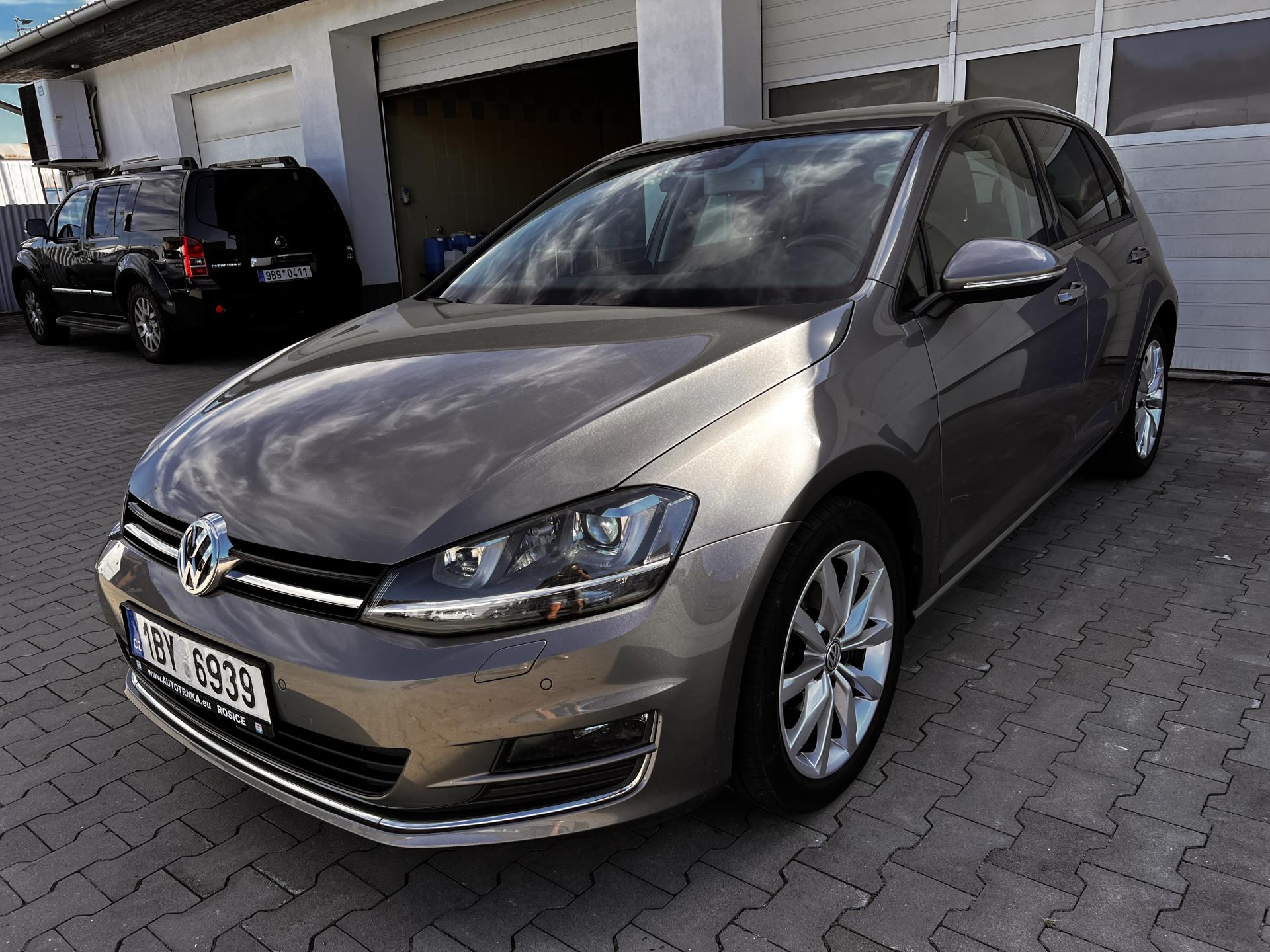 Volkswagen Golf 2.0 TDi 110kw plný servis!