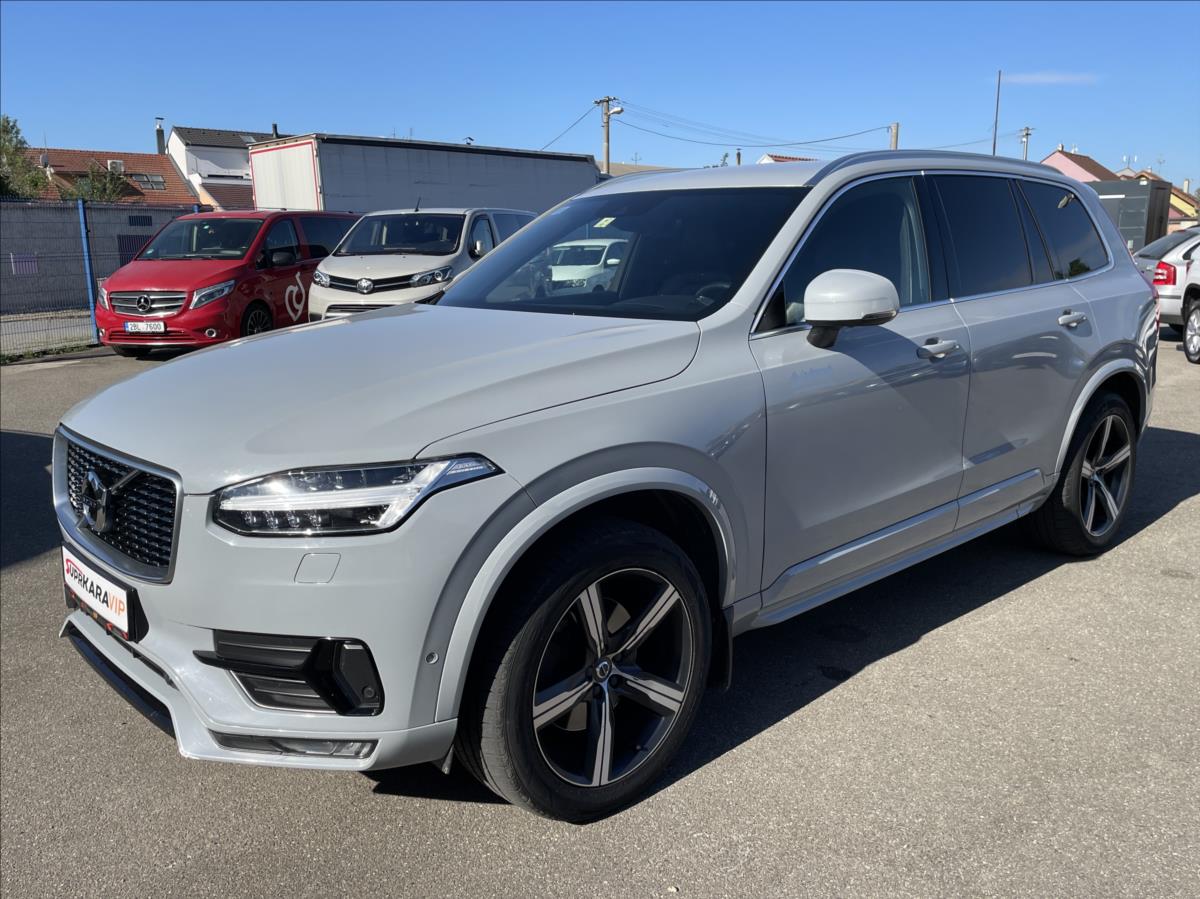 Volvo XC90 2,0 D5 AWD R-Design REZERVACE!