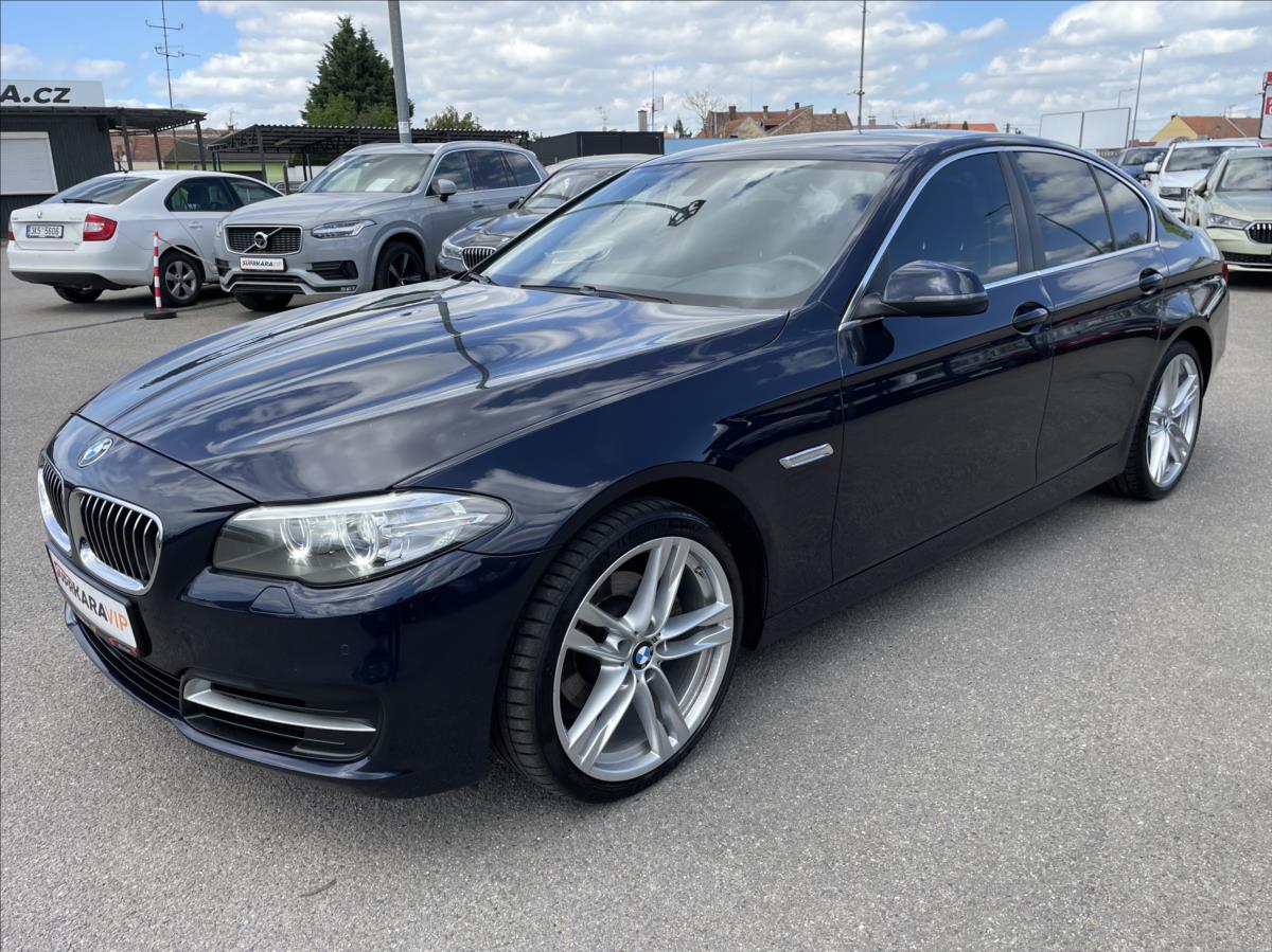 BMW Řada 5 2,0 520d xDrive Luxury Line*Xe