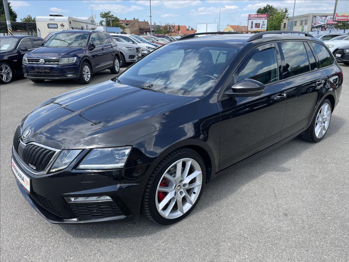 Škoda Octavia 2,0 TDI DSG RS LED*ACC*DCC Nav