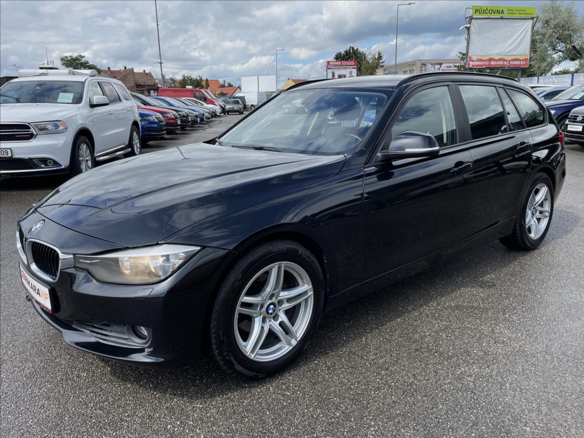 BMW Řada 3 2.0 318dT Rezervace