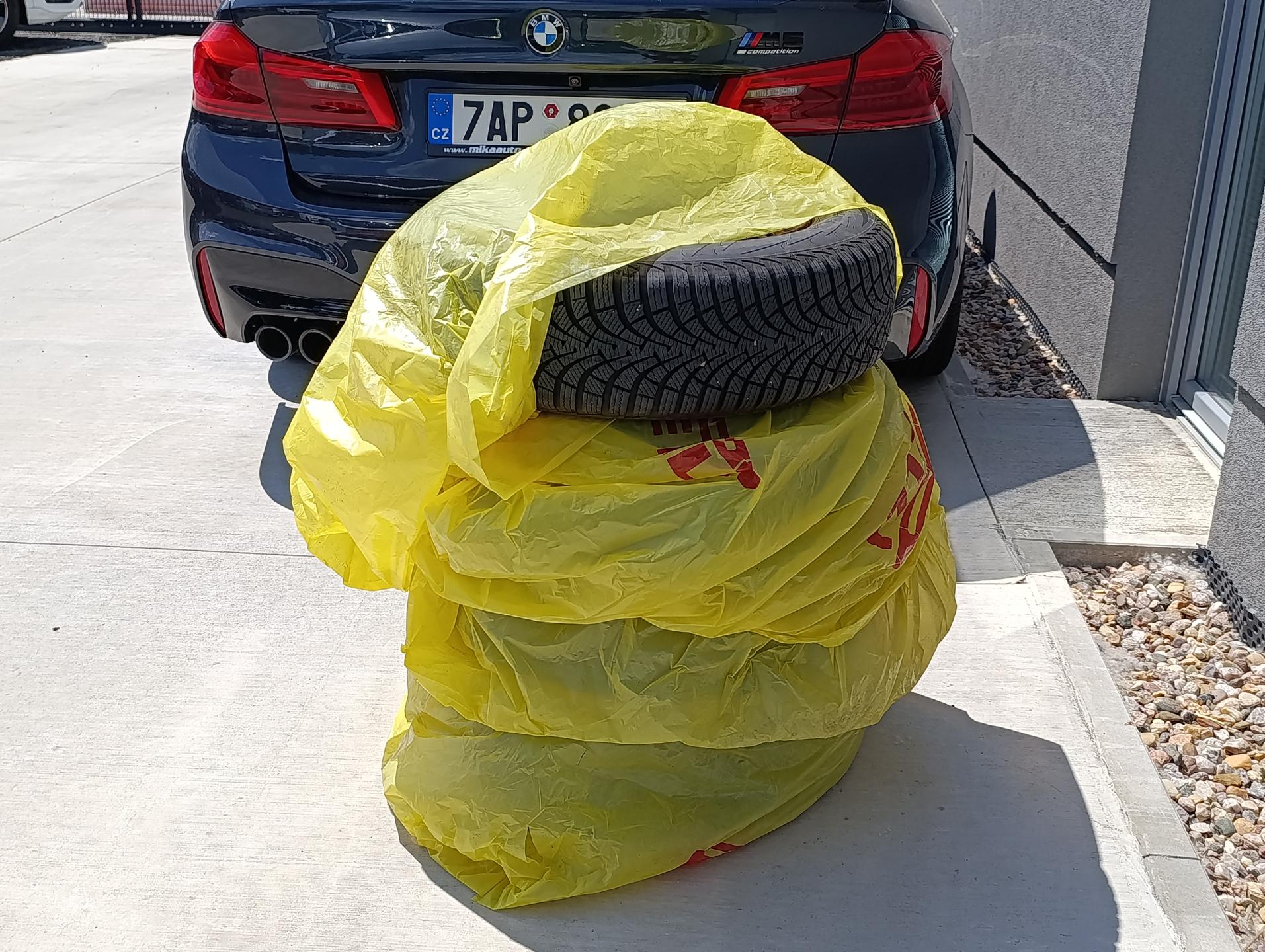 Opel Astra 1.0 77kW ČR 1.MAJITEL