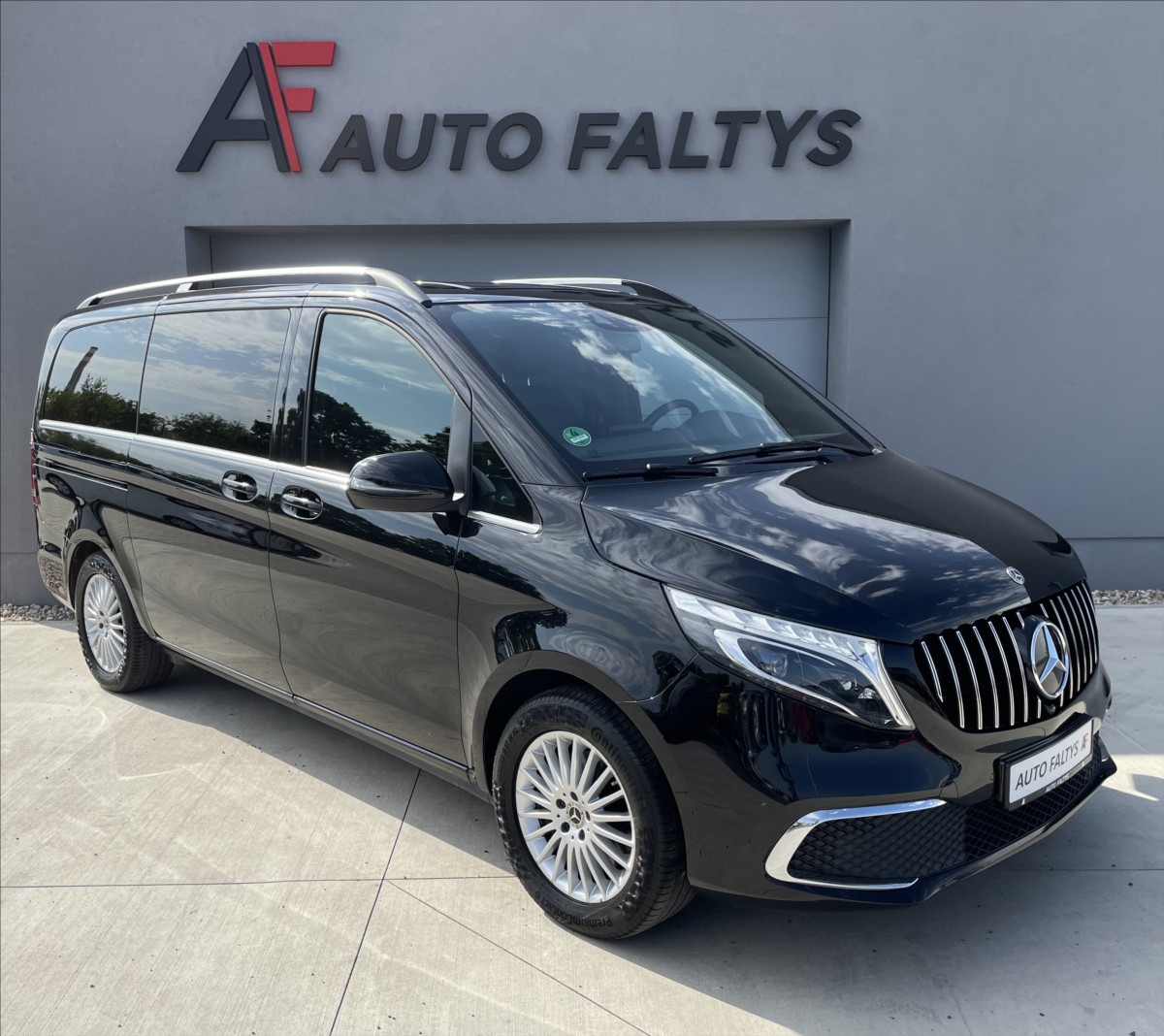 Mercedes-Benz Třídy V 2,0 250d 4MATIC LONG ČR.1.MAJ.