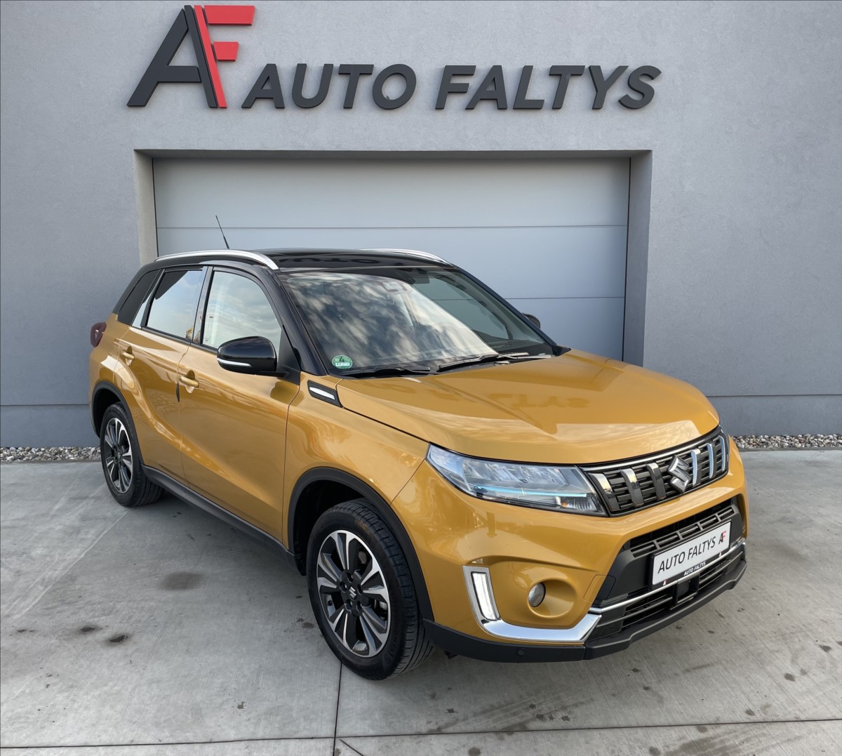Suzuki Vitara 1,4 Hybrid 4x4 AUTOMAT,ČR.1.MA