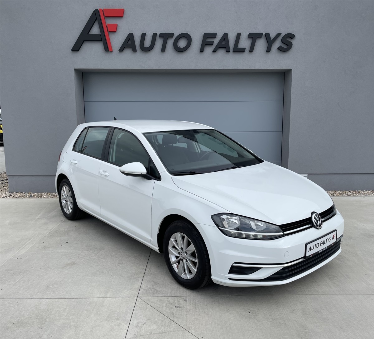 Volkswagen Golf 1,6 TDI 85KW ČR.AUT.KLIMA