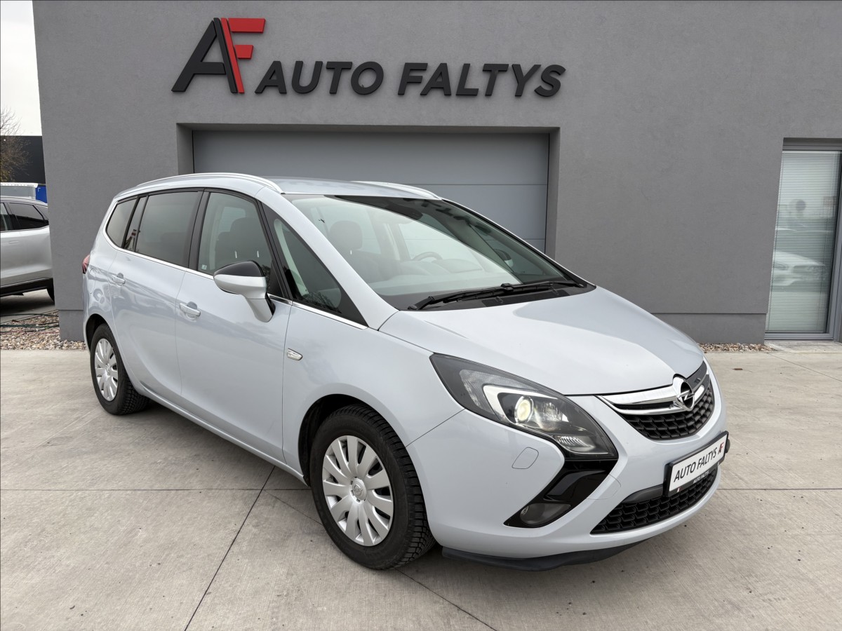 Opel Zafira 1,4 103kw ČR servis 6MT