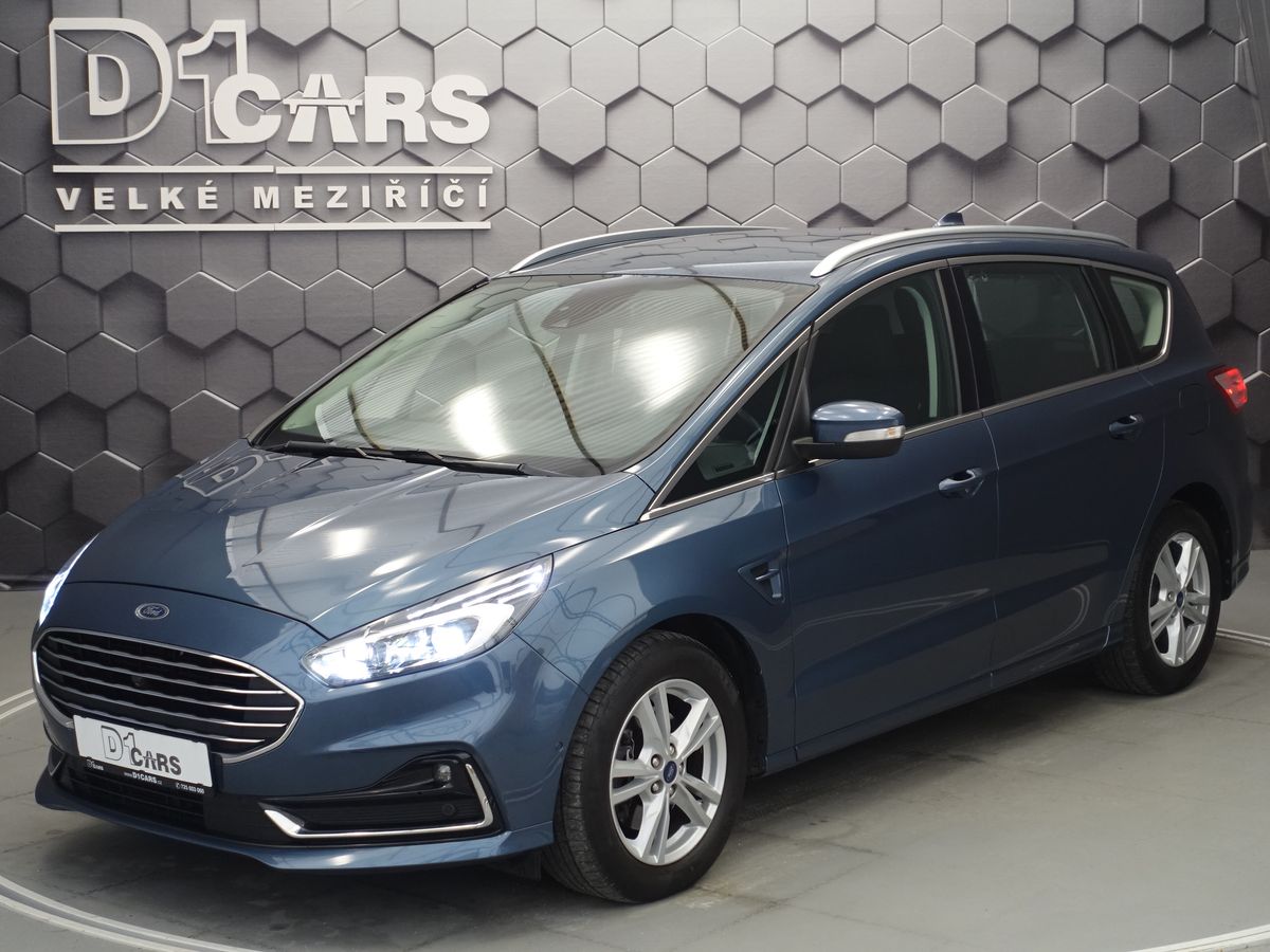 Ford S-MAX 110 kW, MANUÁL, LED, Titanium