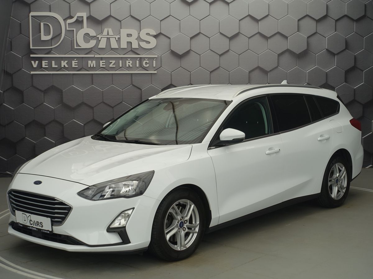 Ford Focus 110 kw, automat, zimní paket,