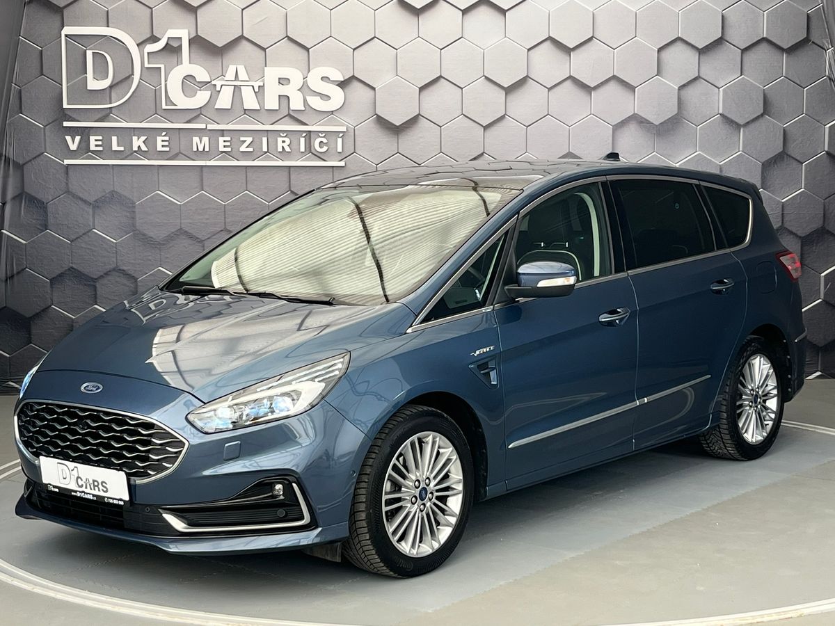 Ford S-MAX 2.5 FHEV VIGNALE REZERVOVÁNO